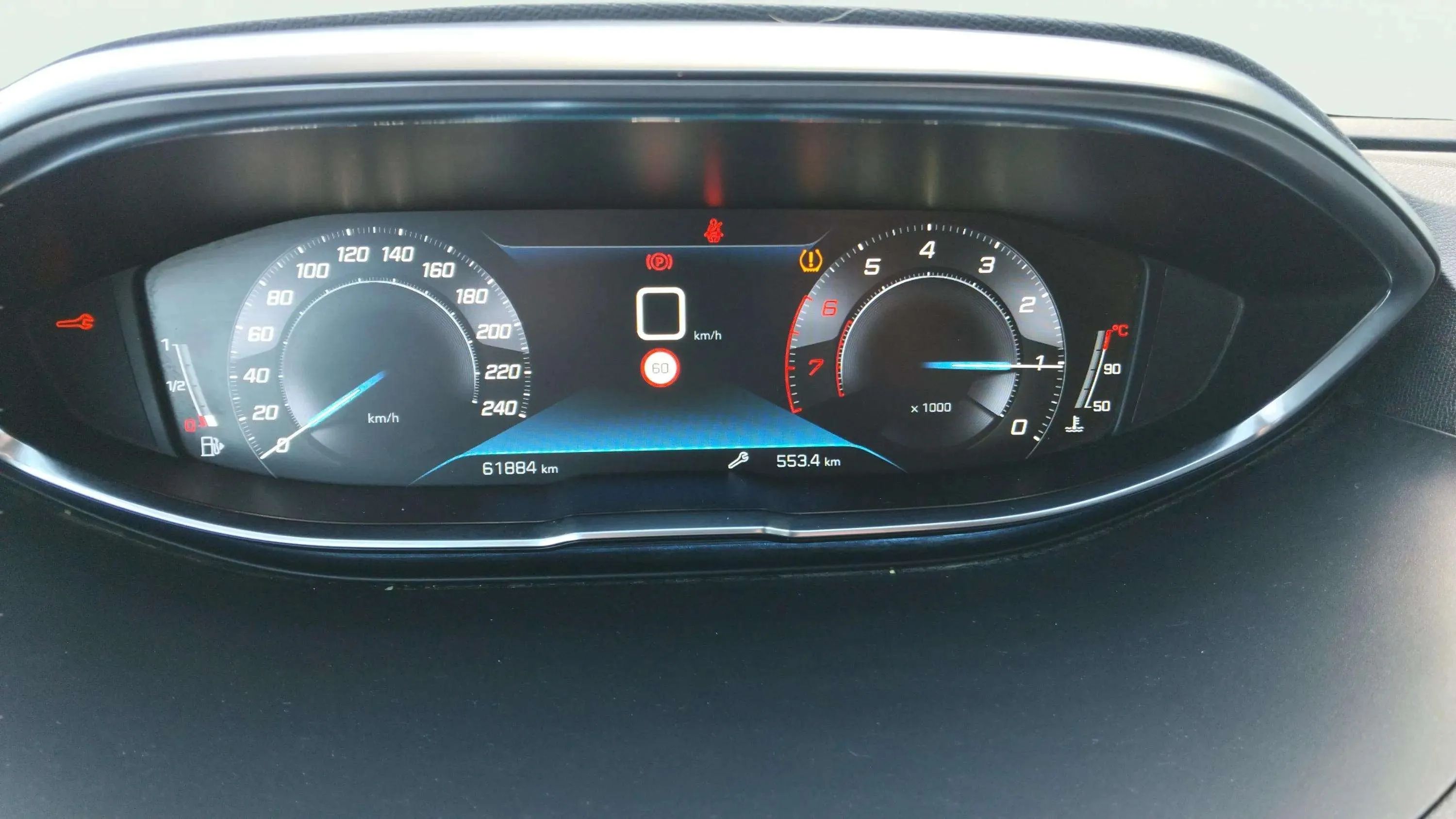 Peugeot 3008 1.2 PureTech Allure - foto 12