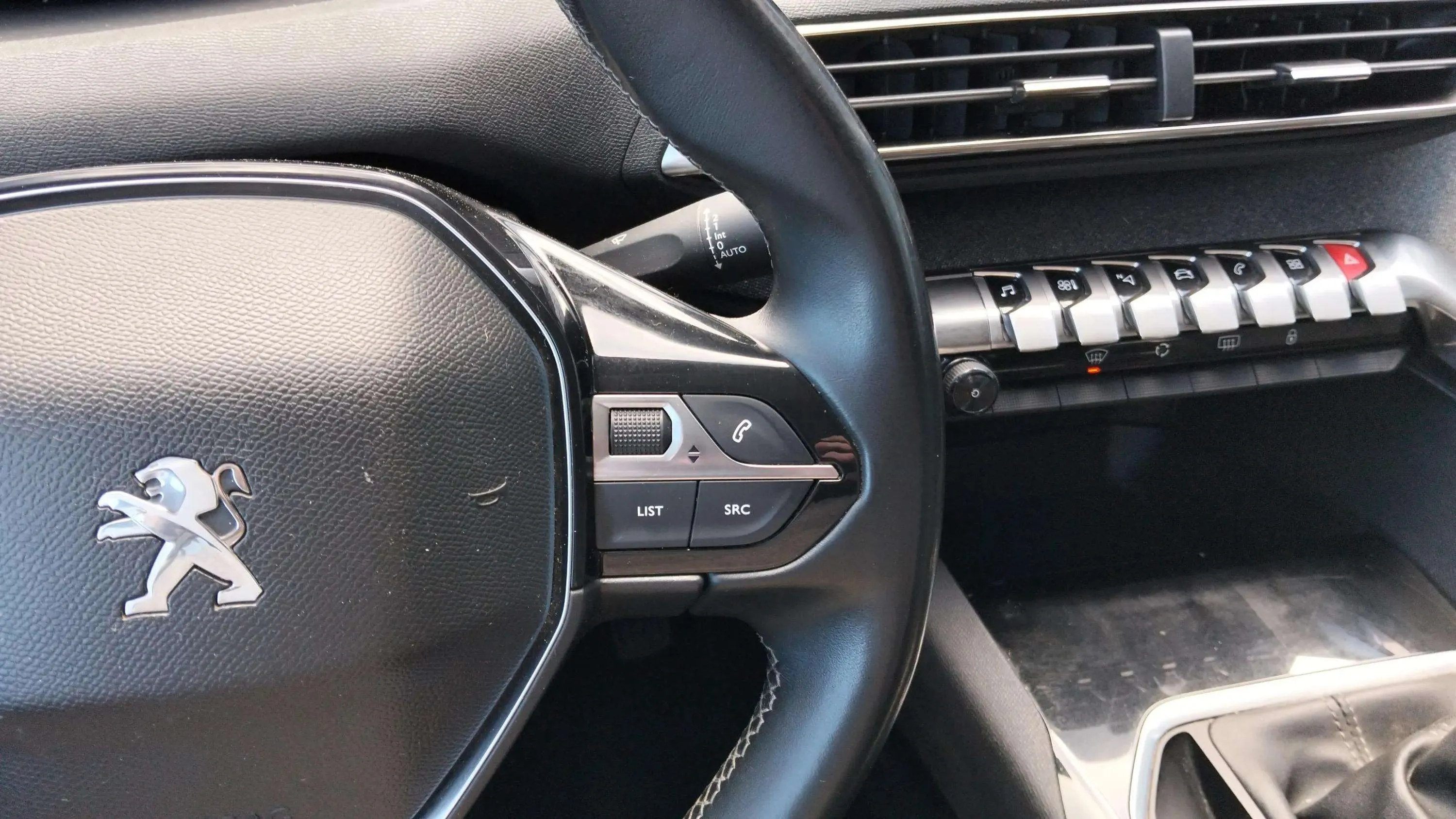 Peugeot 3008 1.2 PureTech Allure - foto 14