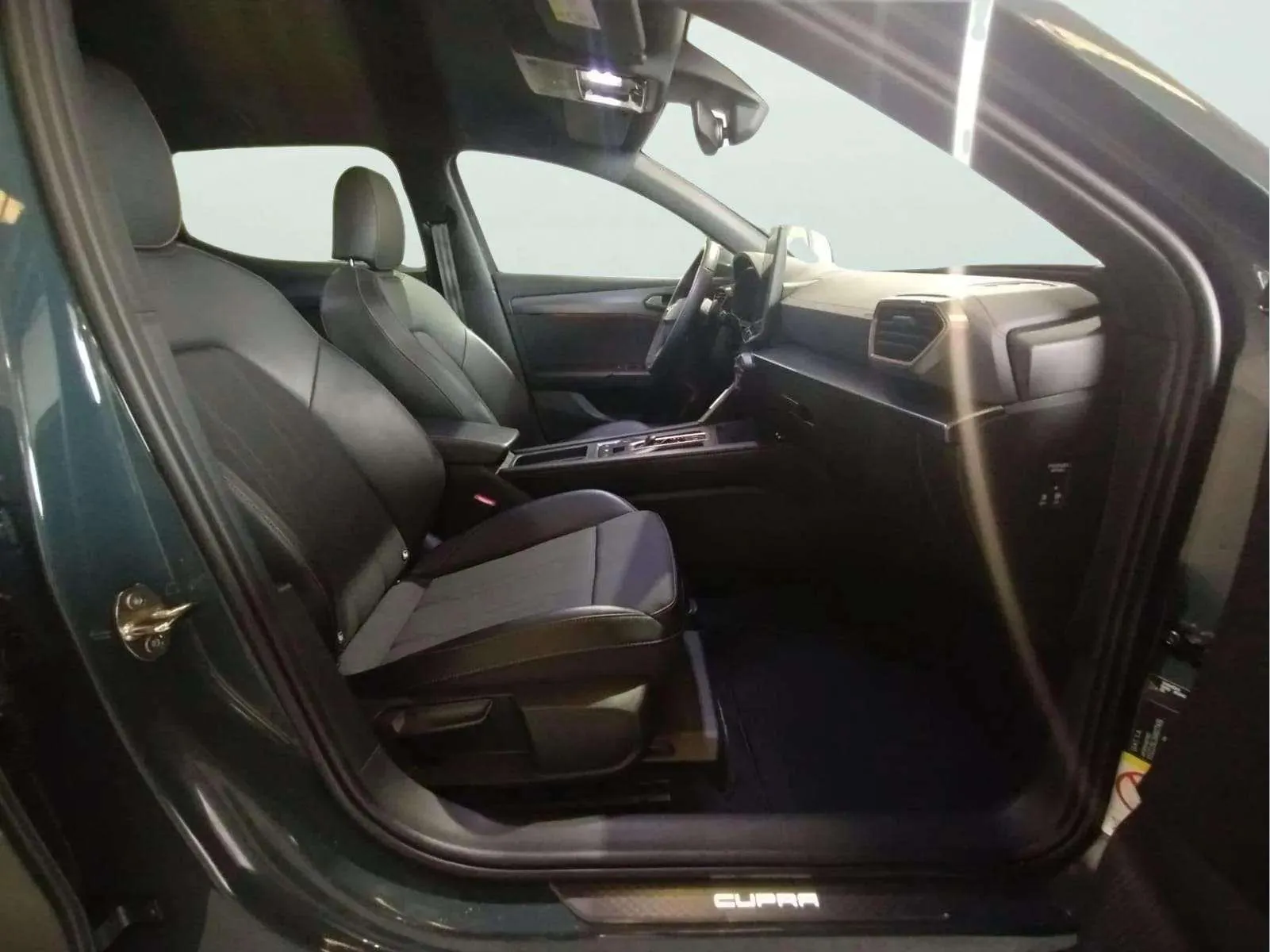 Cupra León 1.5 eTSI DSG - foto 12
