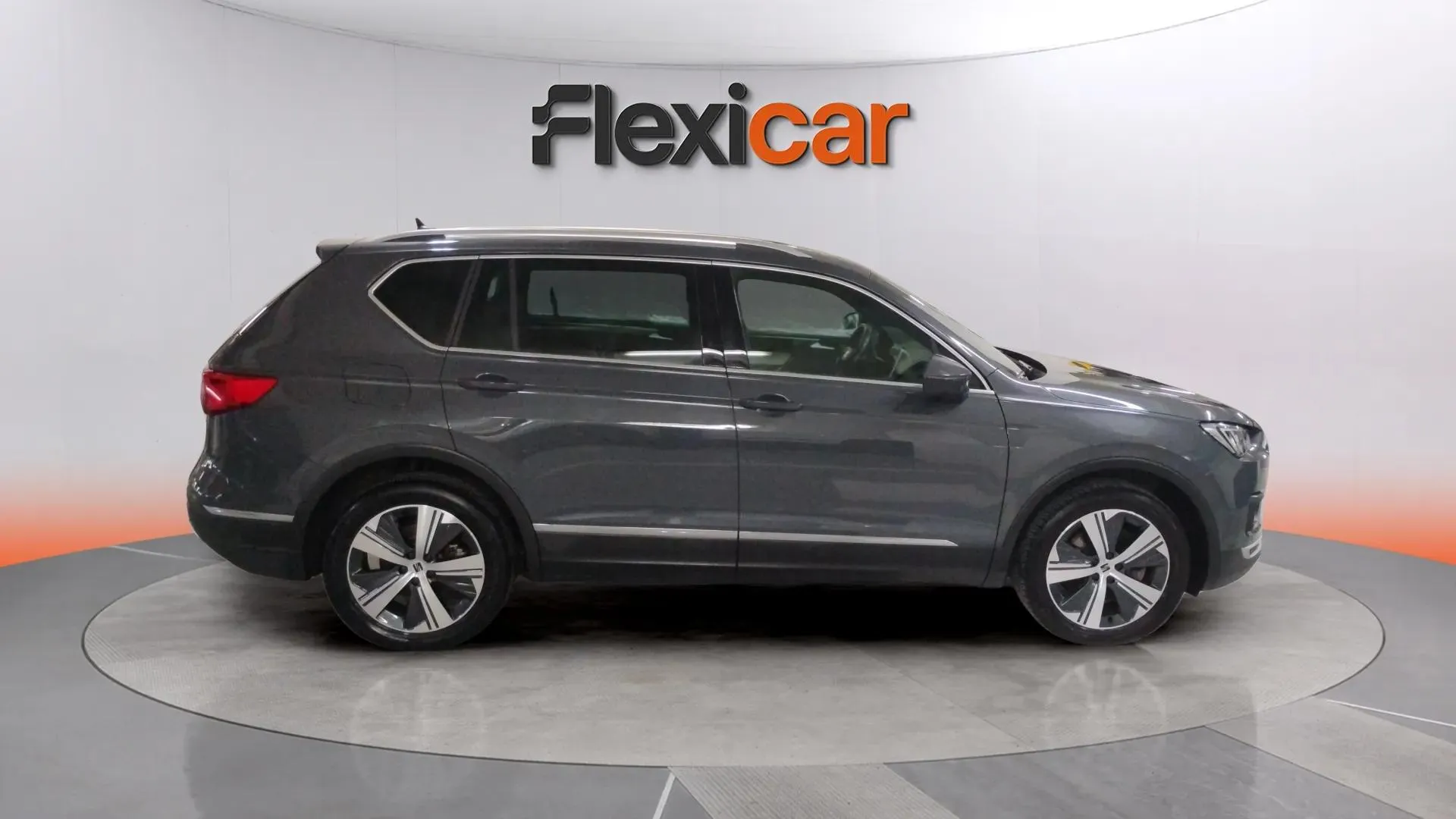 SEAT Tarraco 1.4 E-Hybrid DSG Xcellence - foto 4