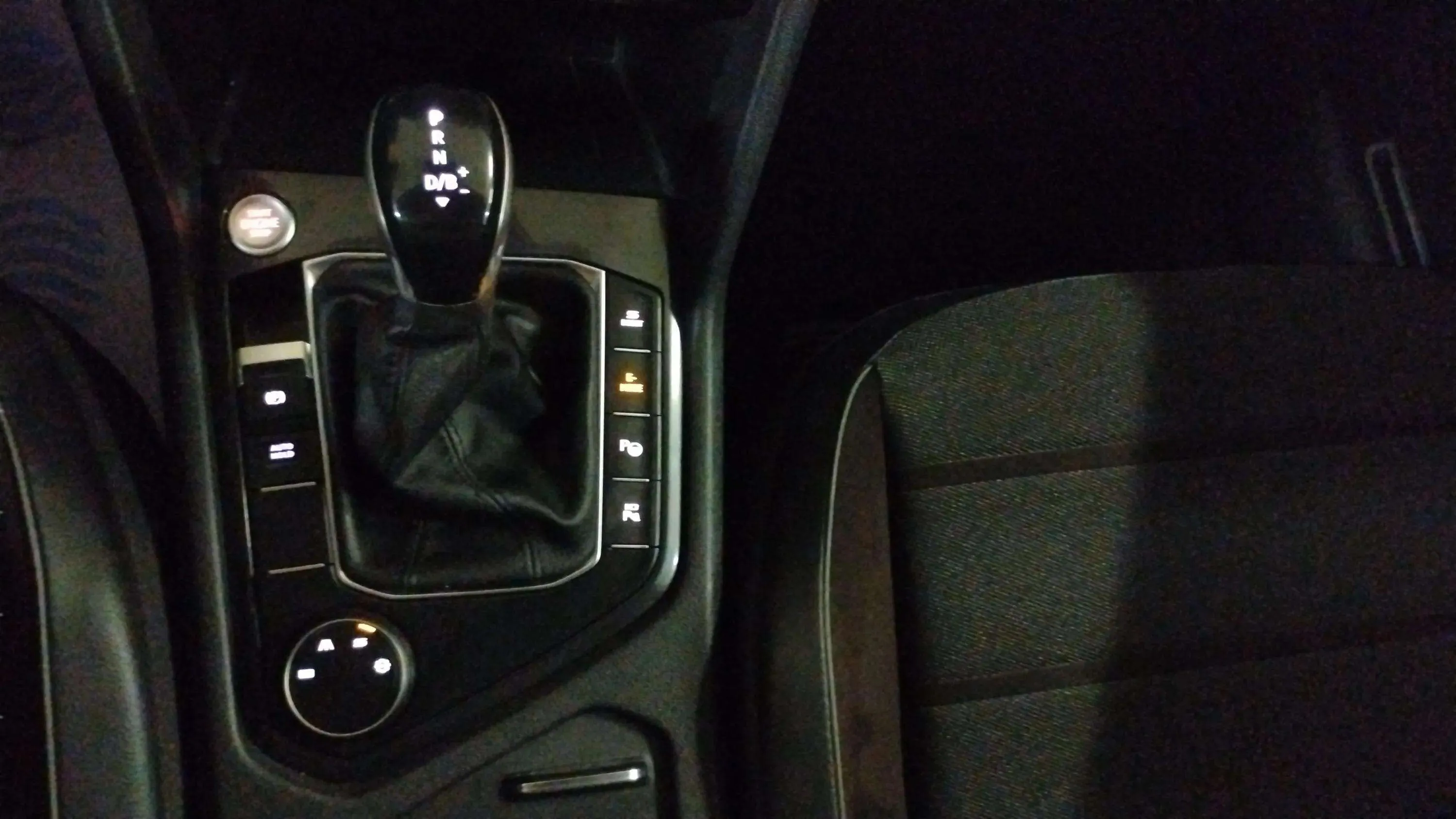 SEAT Tarraco 1.4 E-Hybrid DSG Xcellence - foto 27