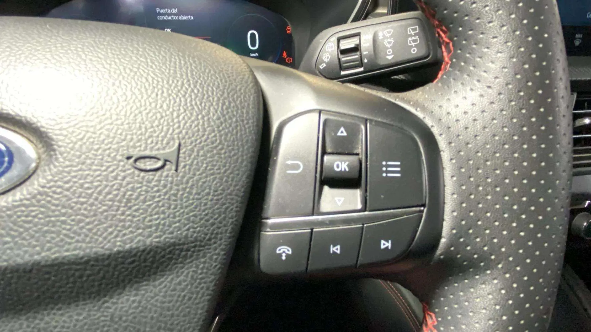 Ford Kuga ST-Line 1.5T EcoBoost - foto 26
