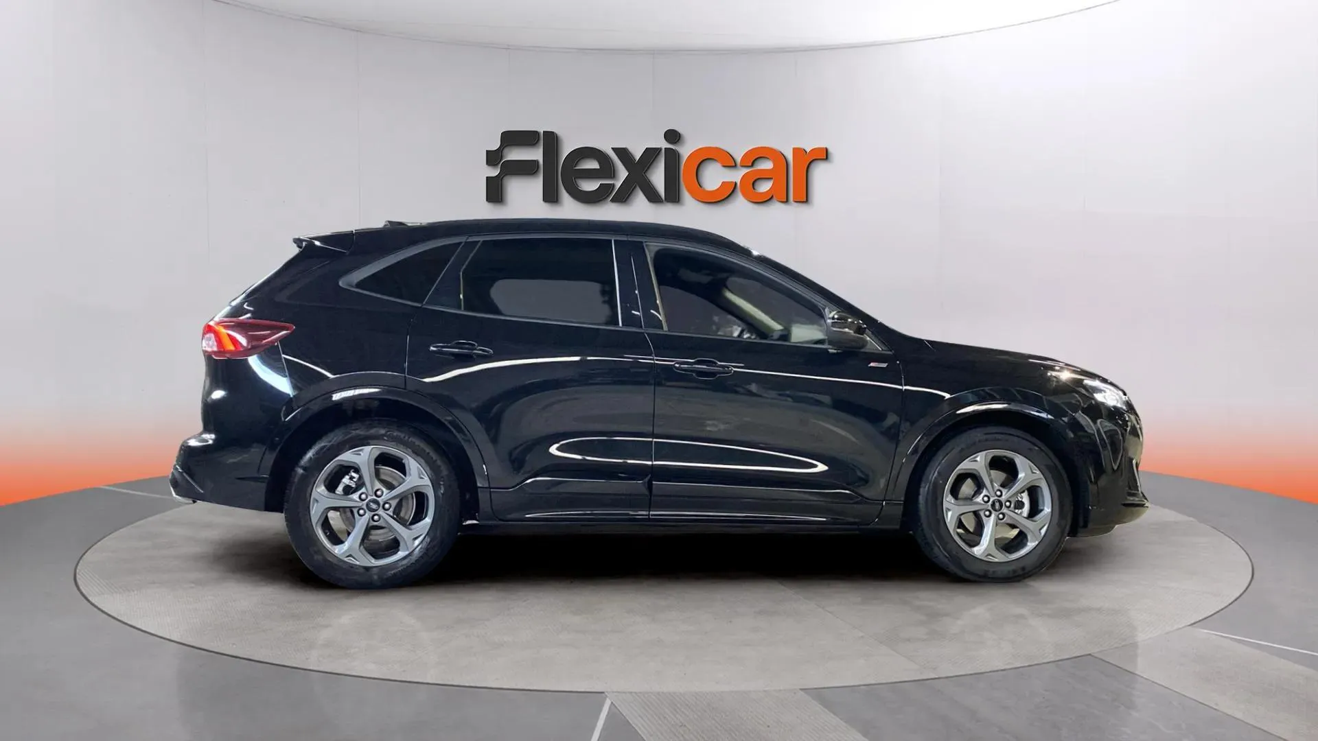 Ford Kuga ST-Line 1.5T EcoBoost - foto 8