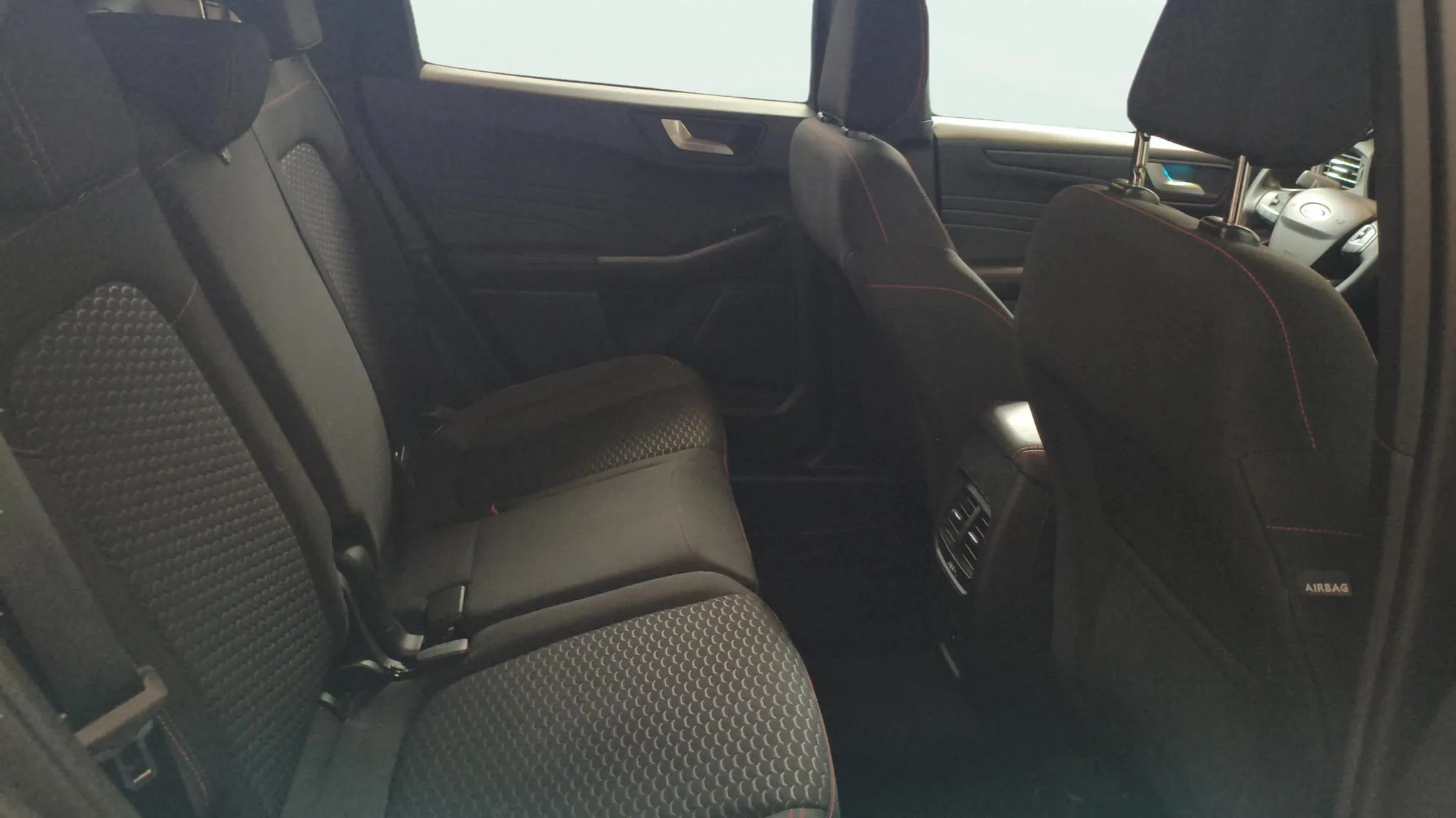 Ford Kuga ST-Line 1.5T EcoBoost - foto 11