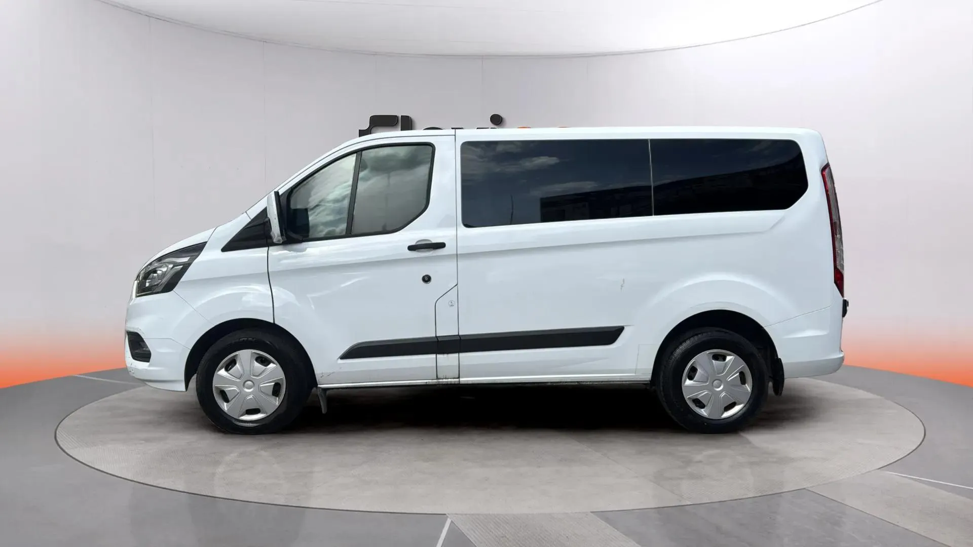 Ford Transit Custom Kombi 2.0 TDCi 320 L1 Trend - foto 3