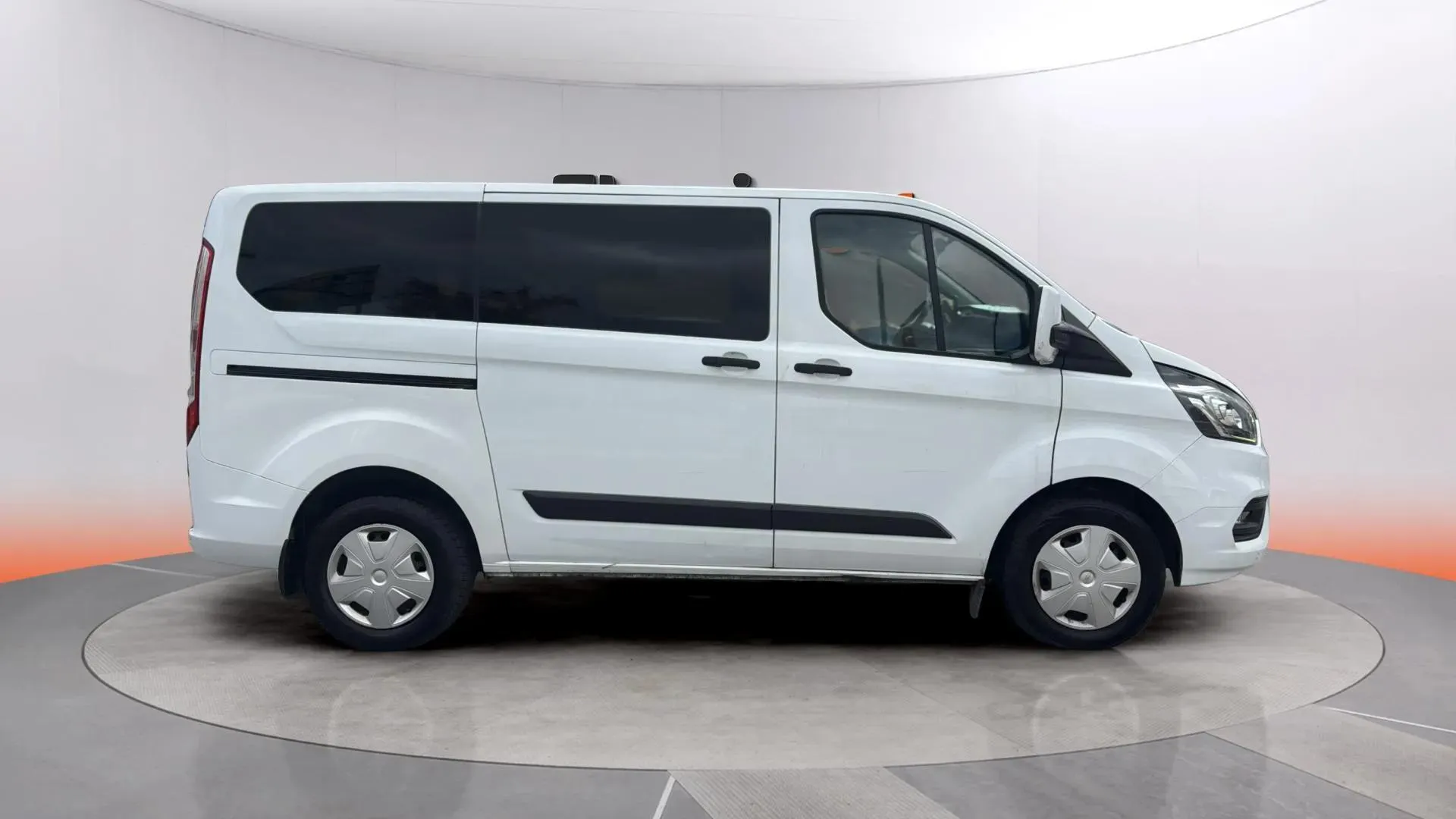 Ford Transit Custom Kombi 2.0 TDCi 320 L1 Trend - foto 4