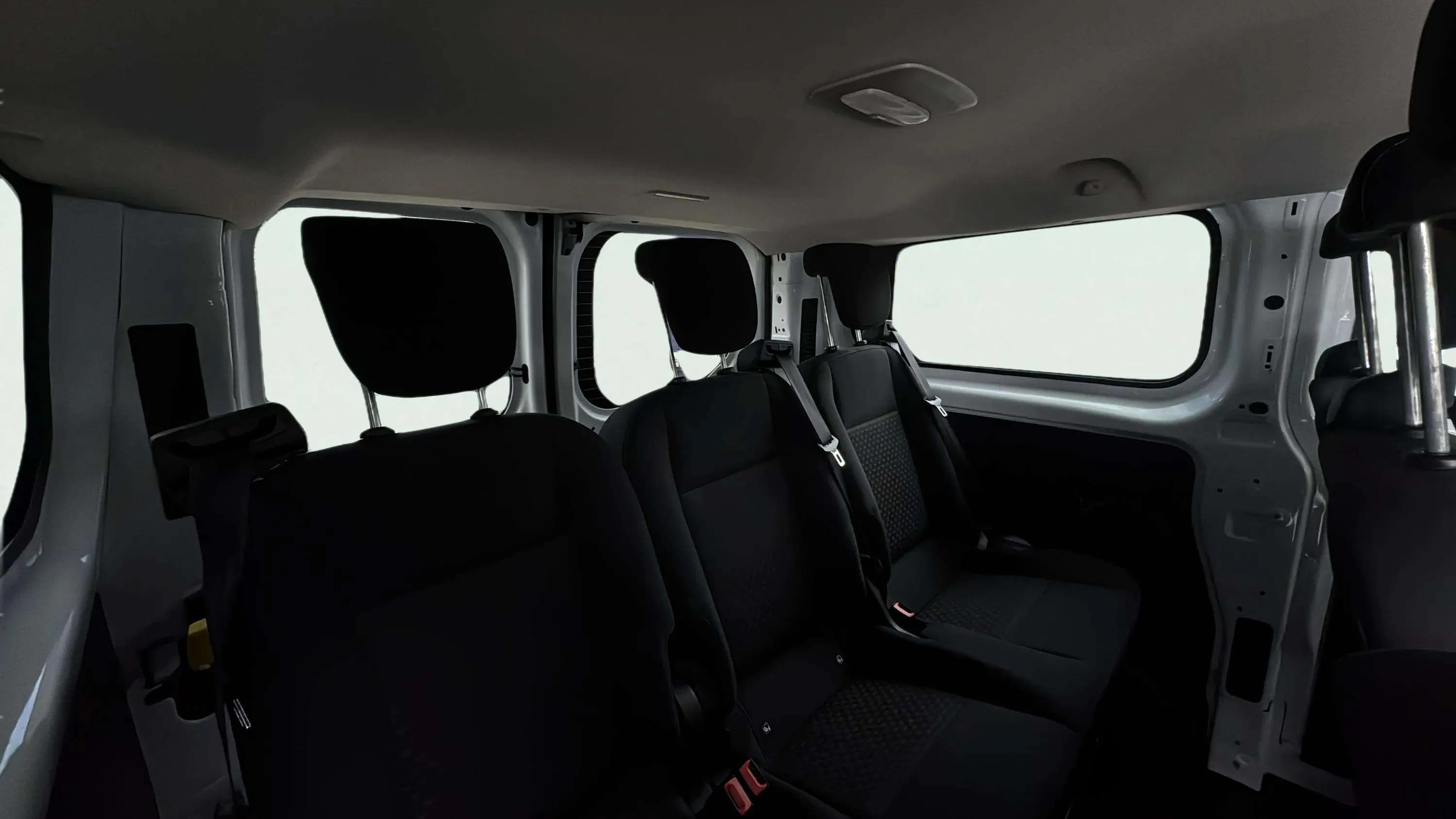 Ford Transit Custom Kombi 2.0 TDCi 320 L1 Trend - foto 15