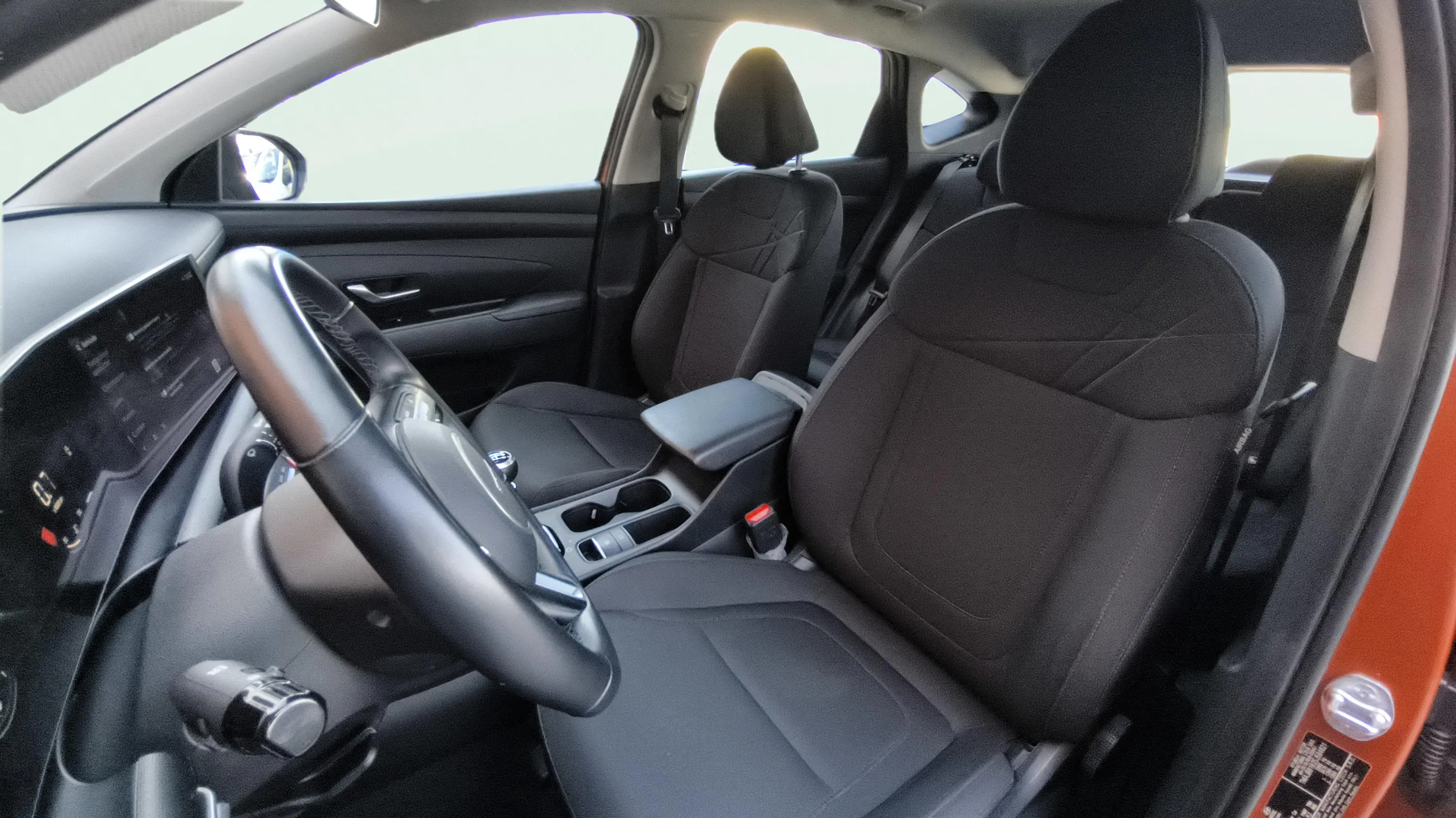 Hyundai Tucson 1.6T Klass - foto 12