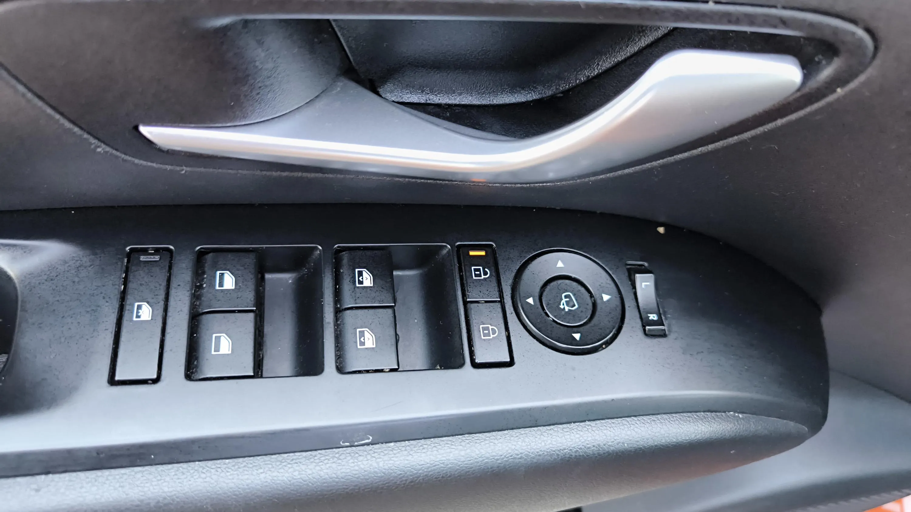 Hyundai Tucson 1.6T Klass - foto 13