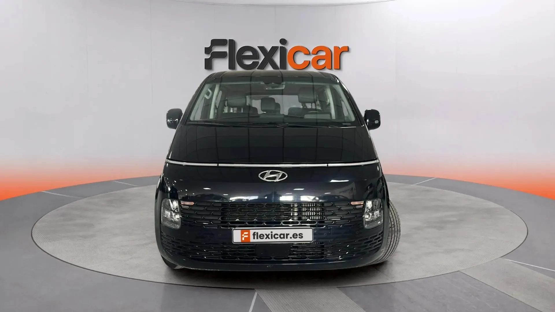Hyundai STARIA 2.2 CRDi Tecno 9S - foto 2