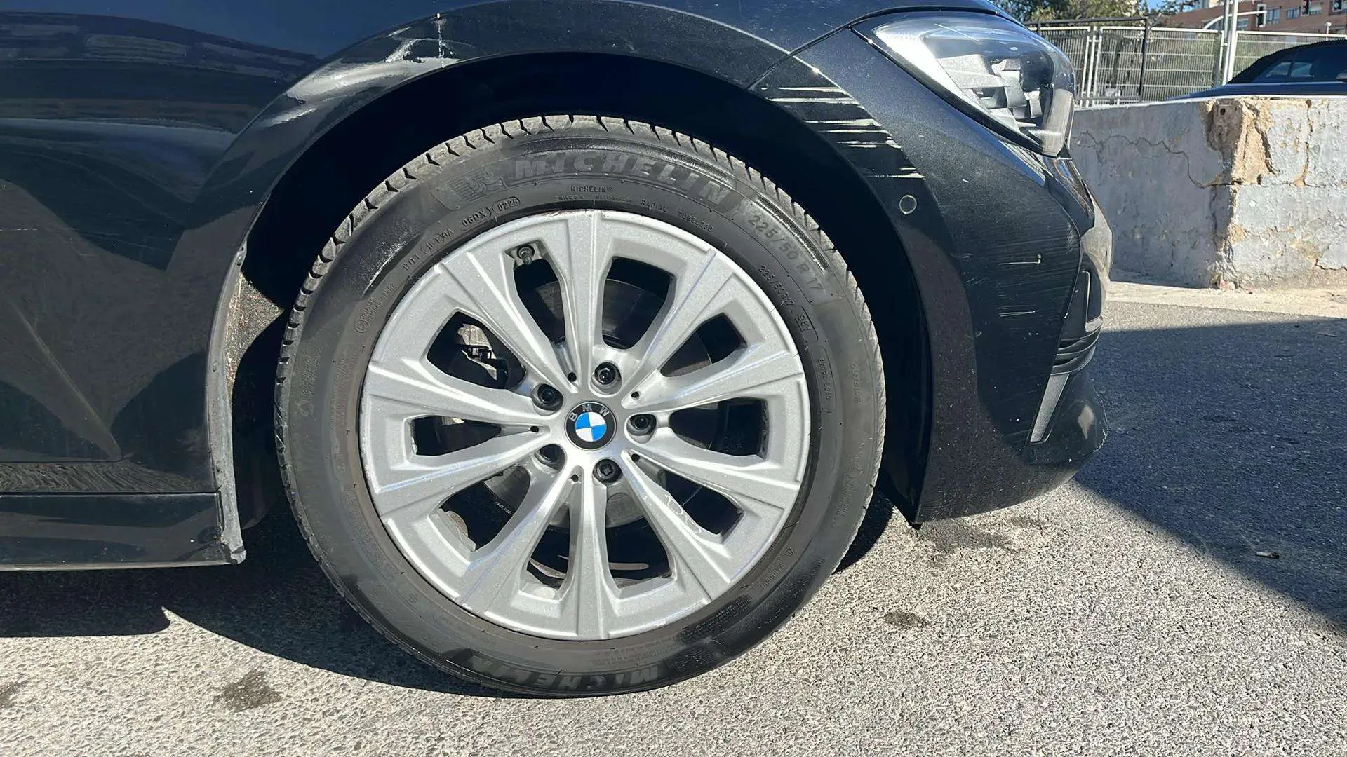 BMW Serie 3 320d .Touring - foto 8