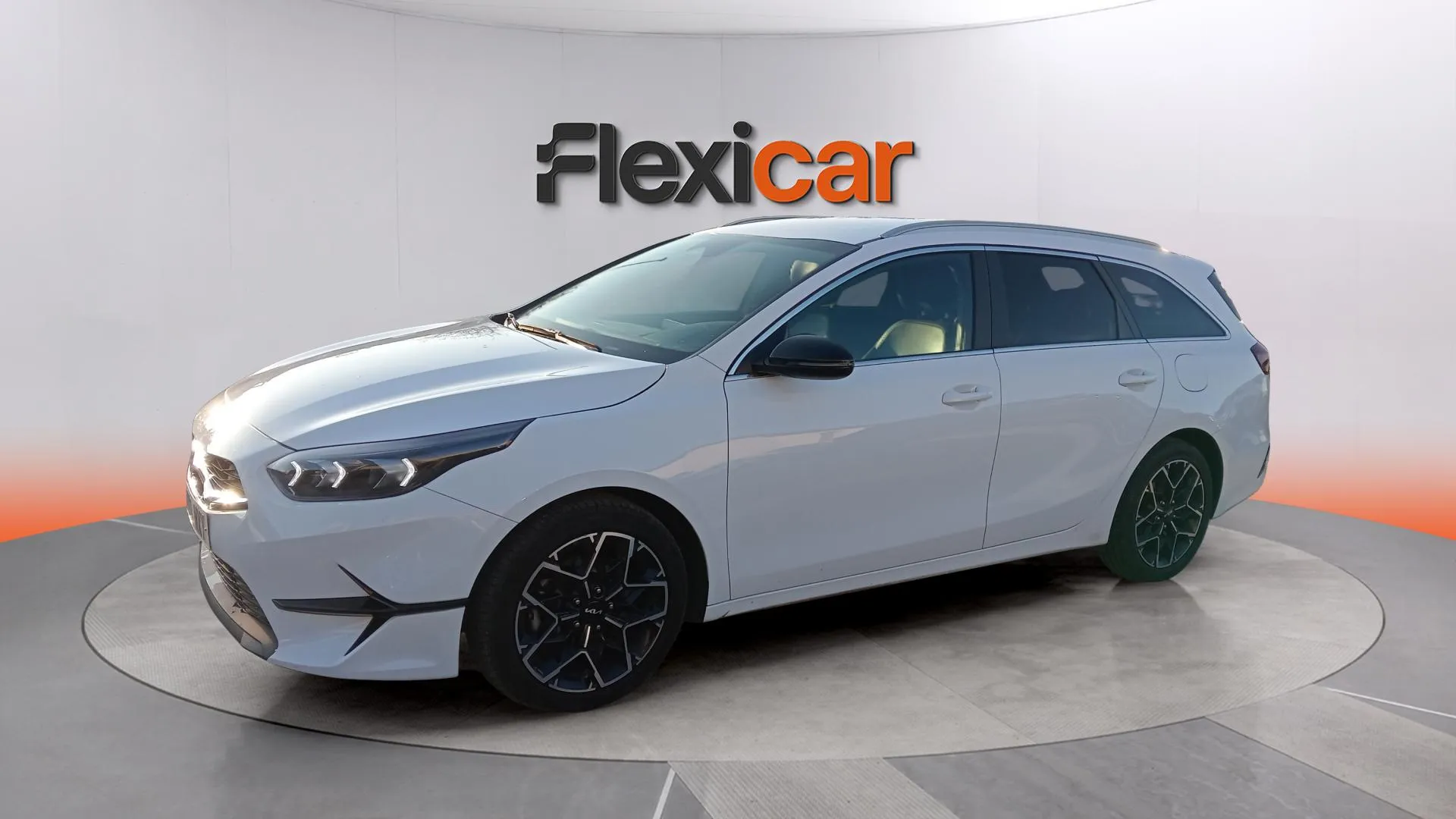 Kia Ceed Tourer 1.0 MHEV Style Edition DCT - foto 5