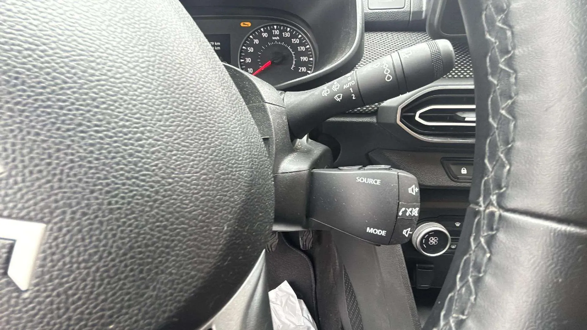 Dacia Jogger Expression ECO-G 7 plazas - foto 33