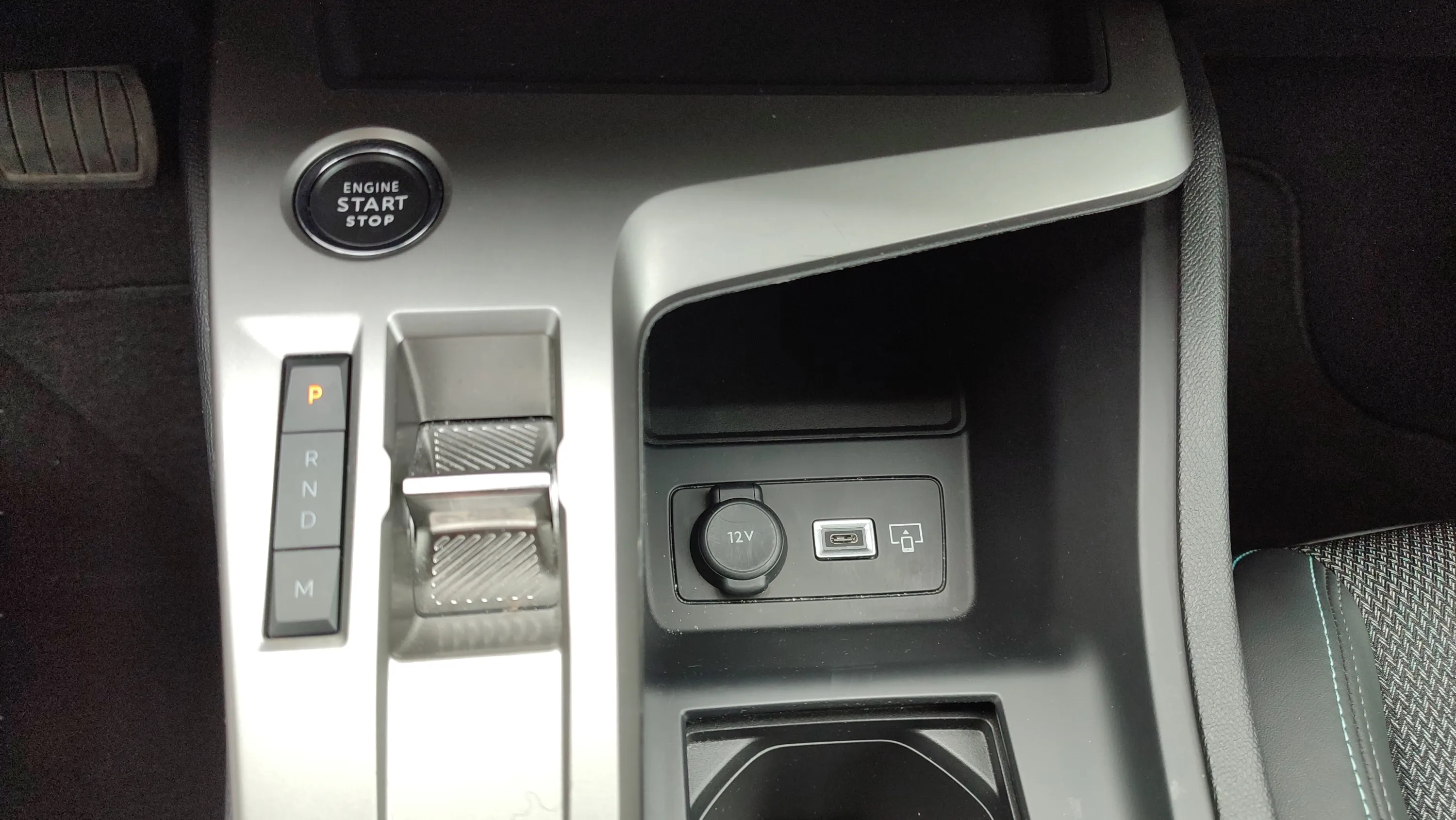 Peugeot 308 Allure Hybrid MHEV 136 e-DCS6 - foto 16