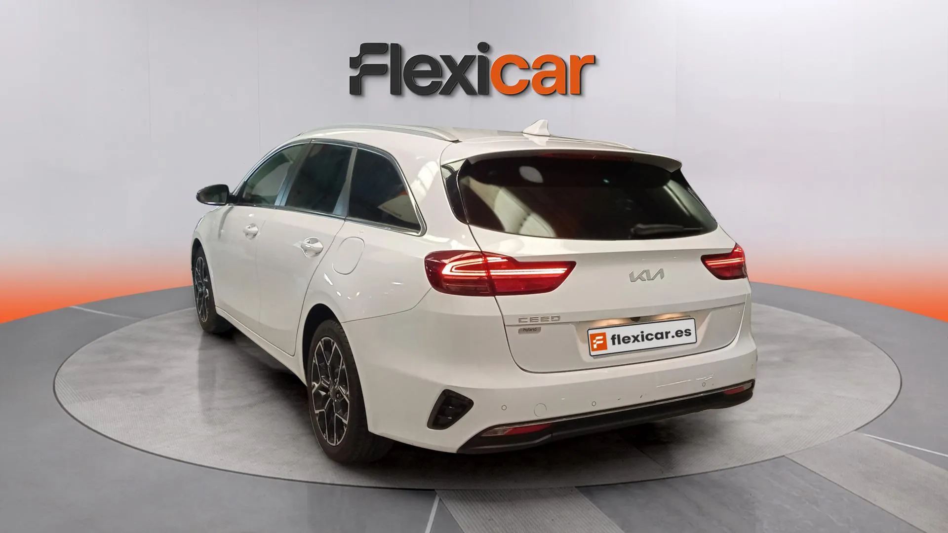 Kia Ceed Tourer 1.0 MHEV Style Edition DCT - foto 8