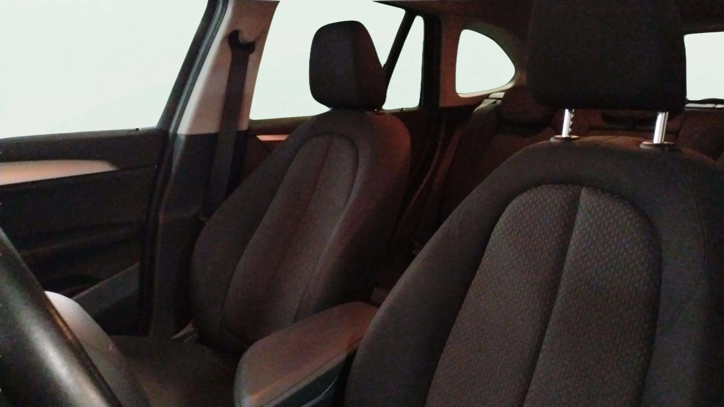 BMW X1 sDrive18d - foto 15