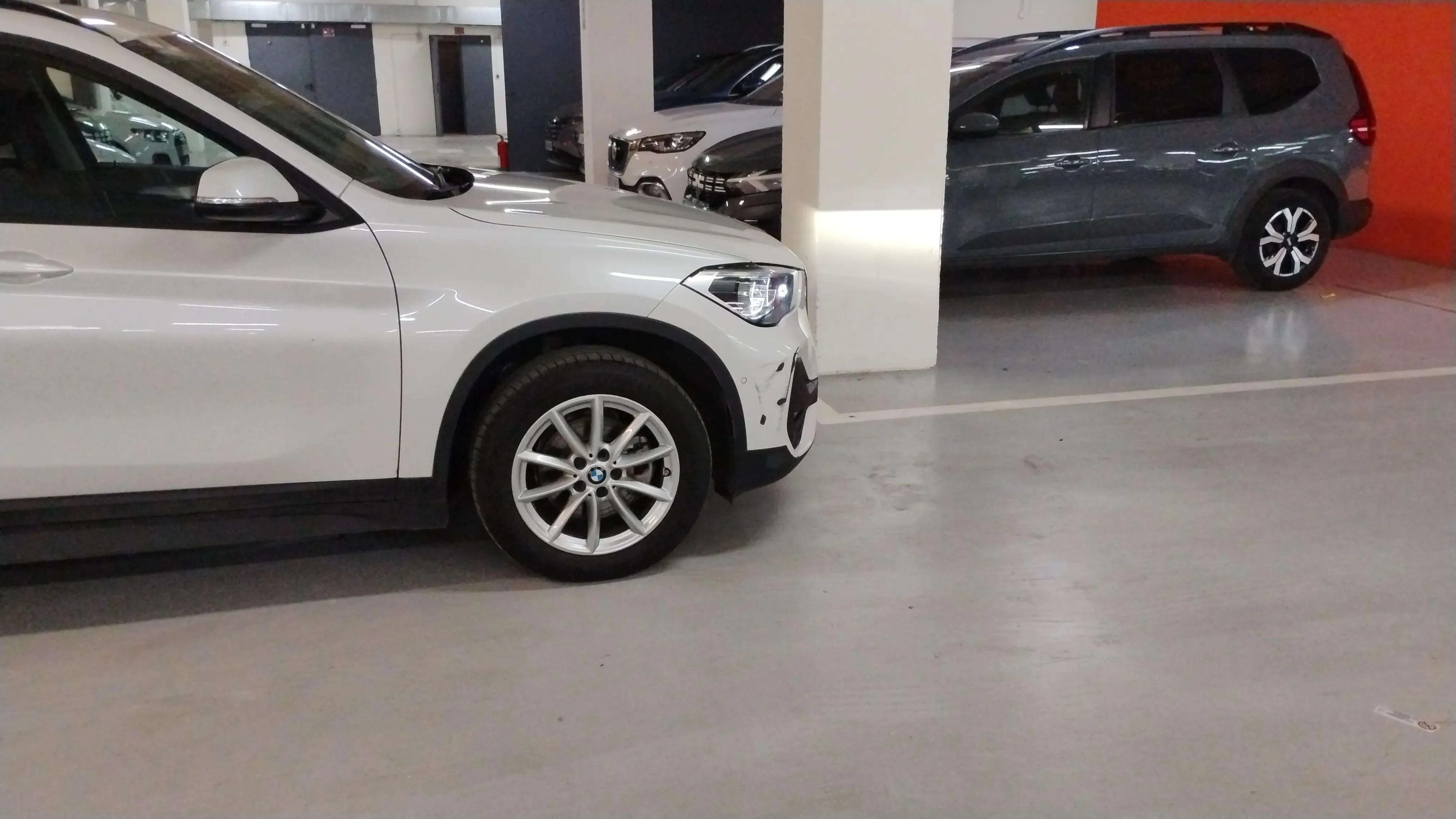 BMW X1 sDrive18d - foto 26