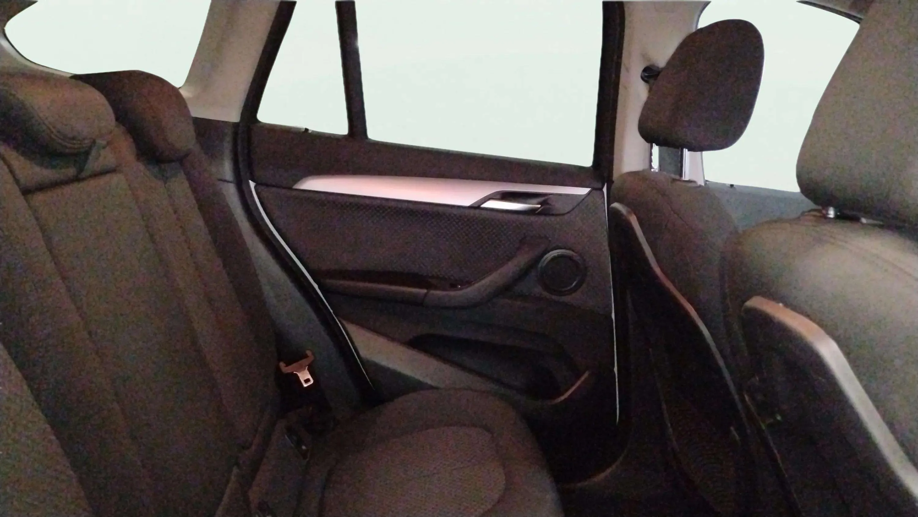 BMW X1 sDrive18d - foto 20