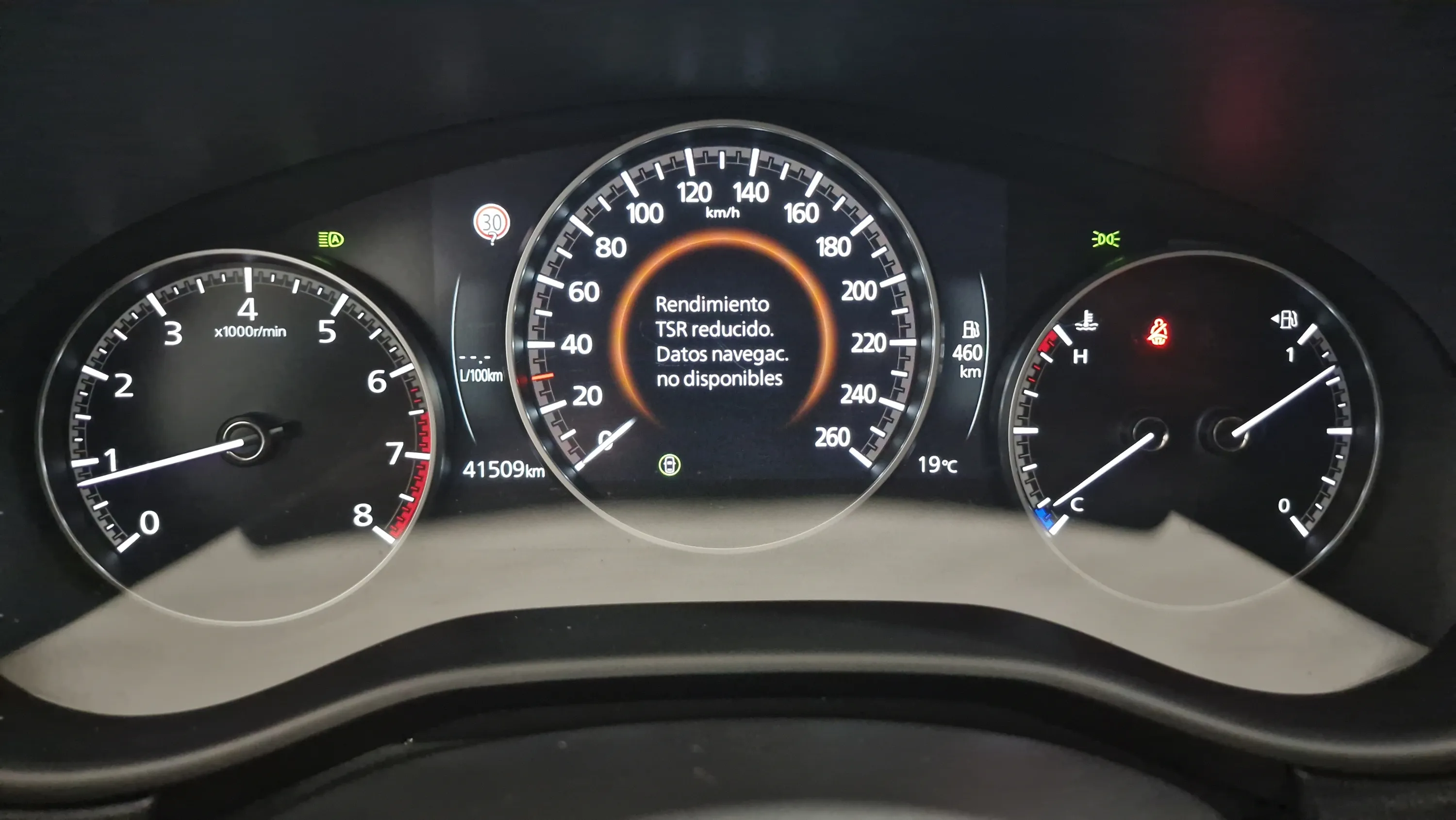 Mazda CX-30 2.5L e-Skyactiv G MHEV Centre-Line - foto 10