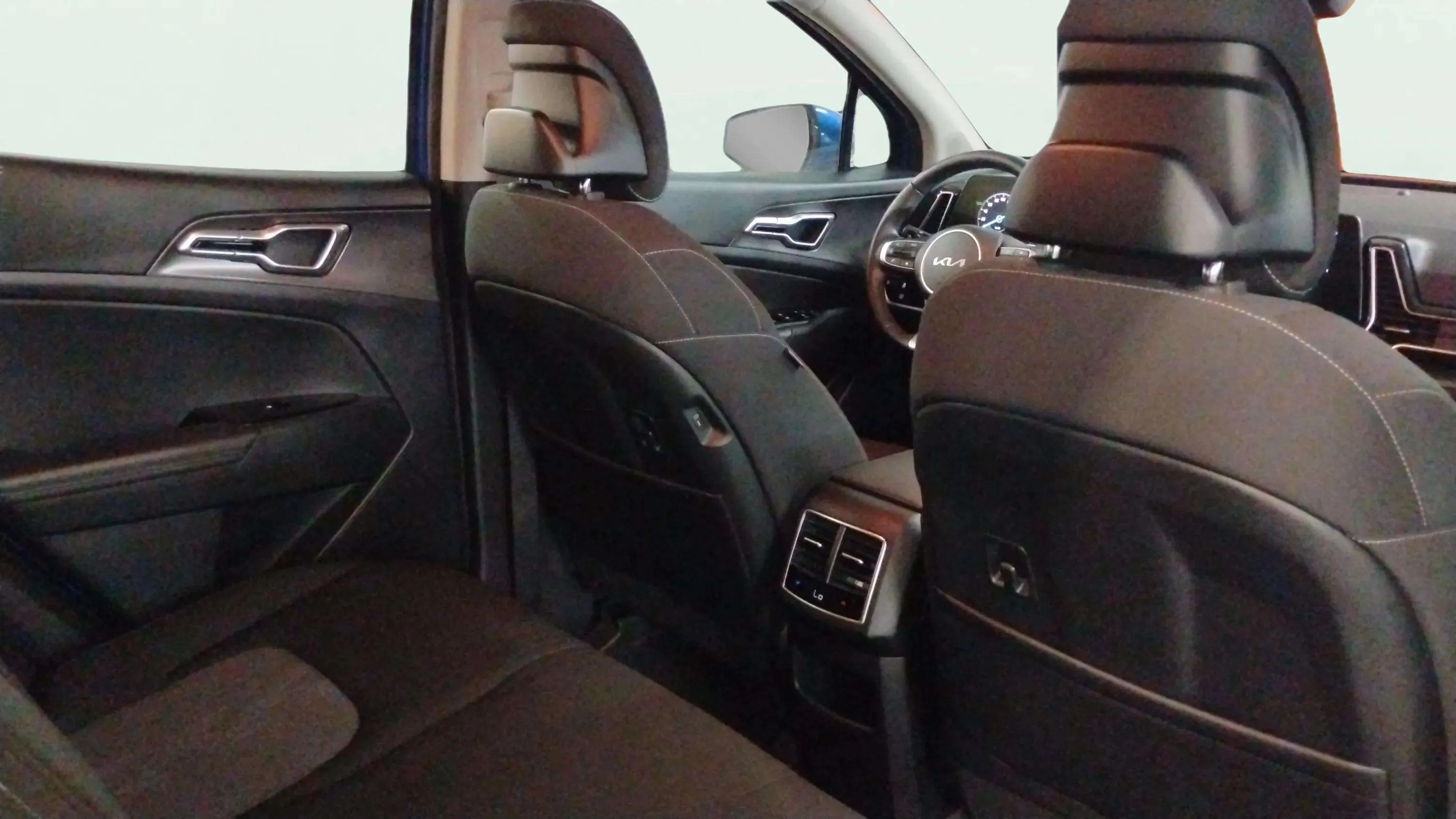 Kia Sportage 1.6 T-GDi HEV Drive 4x2 - foto 15