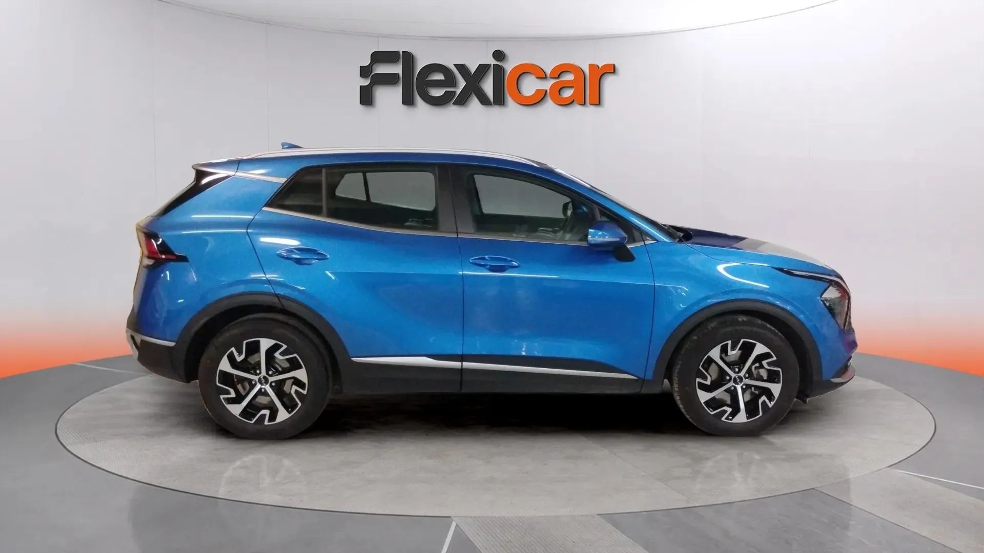 Kia Sportage 1.6 T-GDi HEV Drive 4x2 - foto 3