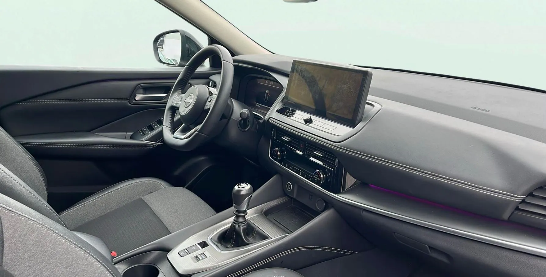Nissan Qashqai DIG-T N-Connecta - foto 17