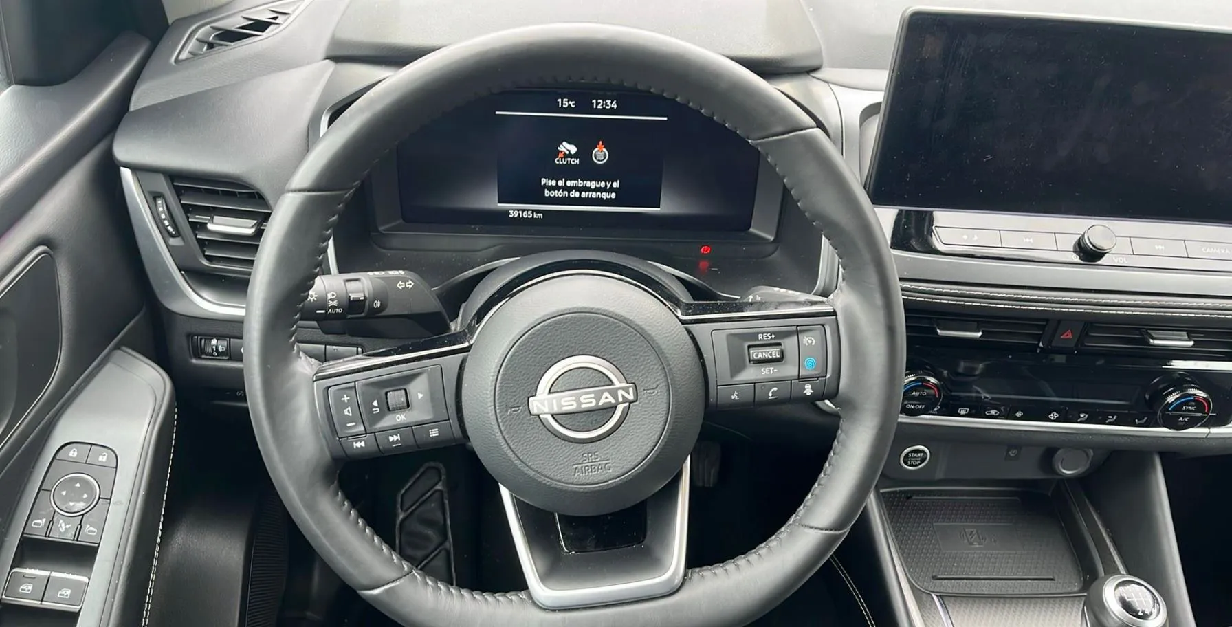 Nissan Qashqai DIG-T N-Connecta - foto 9