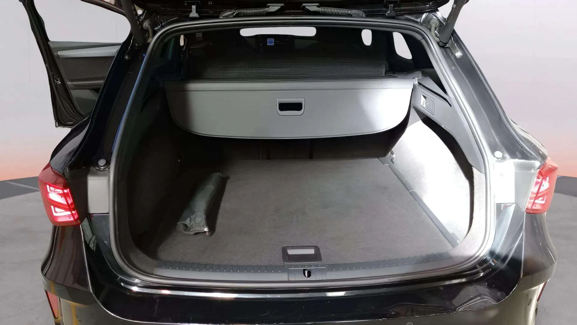Cupra León SP 1.5 eTSI DSG - foto 11
