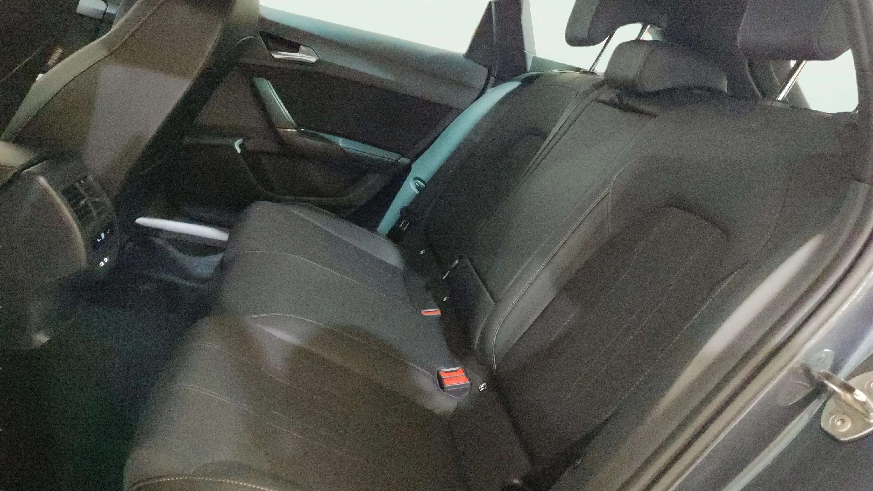 Cupra León SP 1.5 eTSI DSG - foto 25