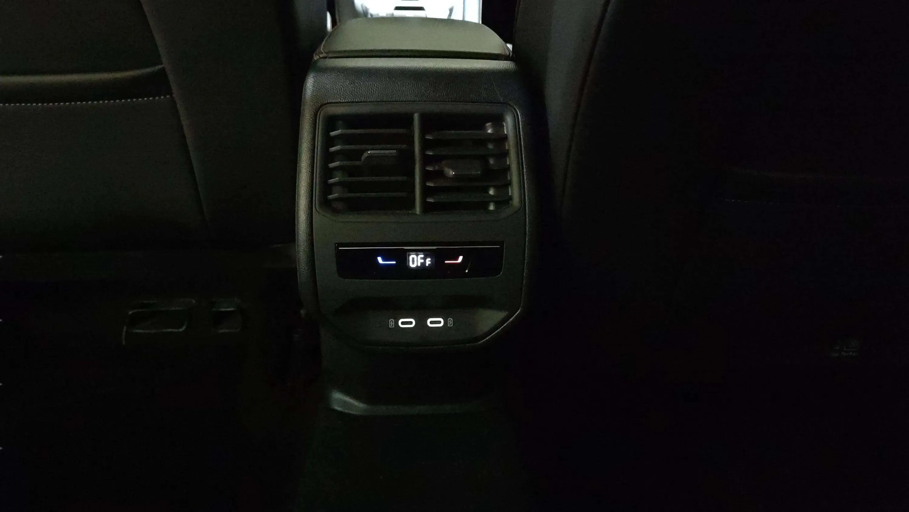 Cupra León SP 1.5 eTSI DSG - foto 26