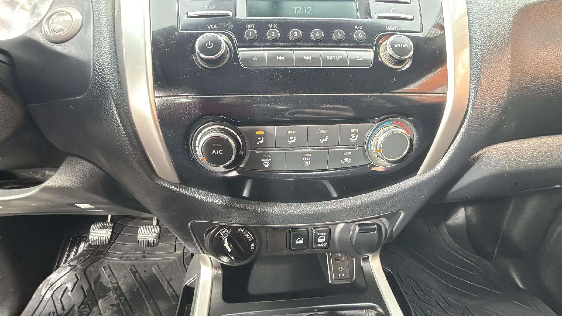 Nissan Navara - foto 13