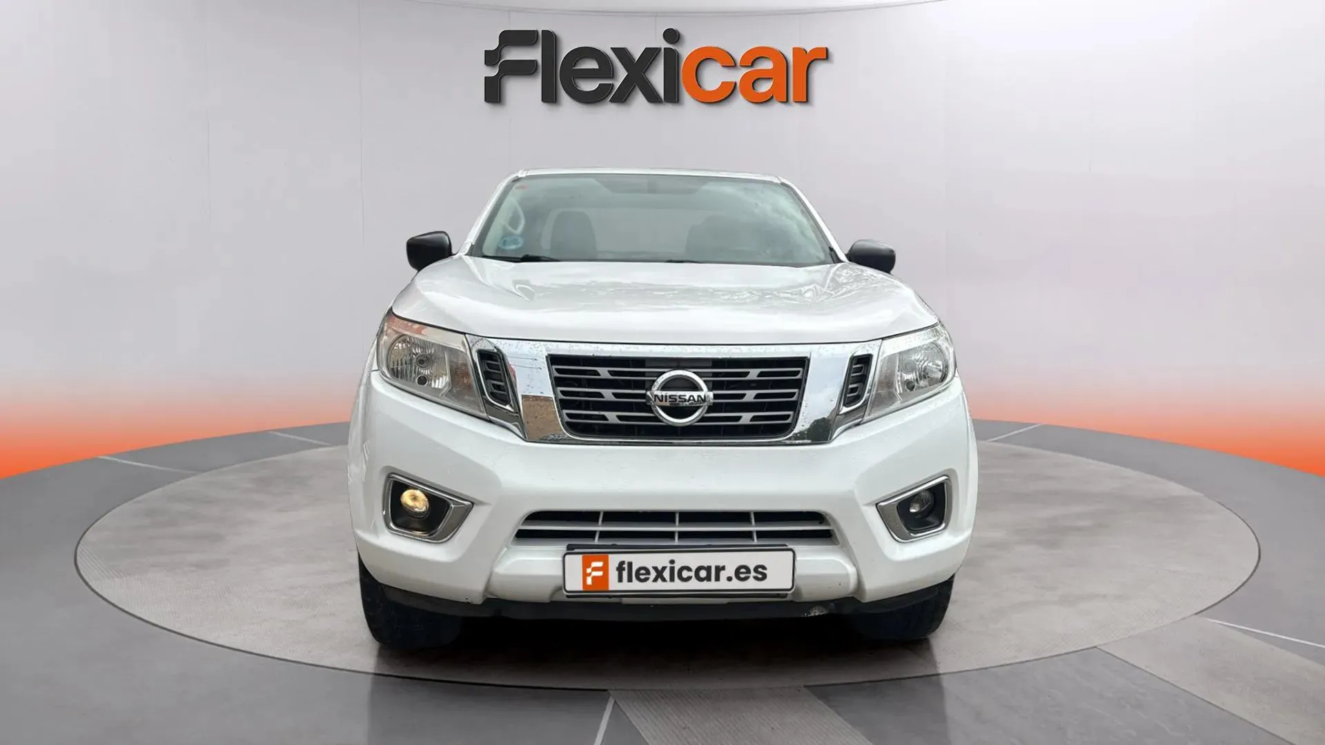 Nissan Navara - foto 2
