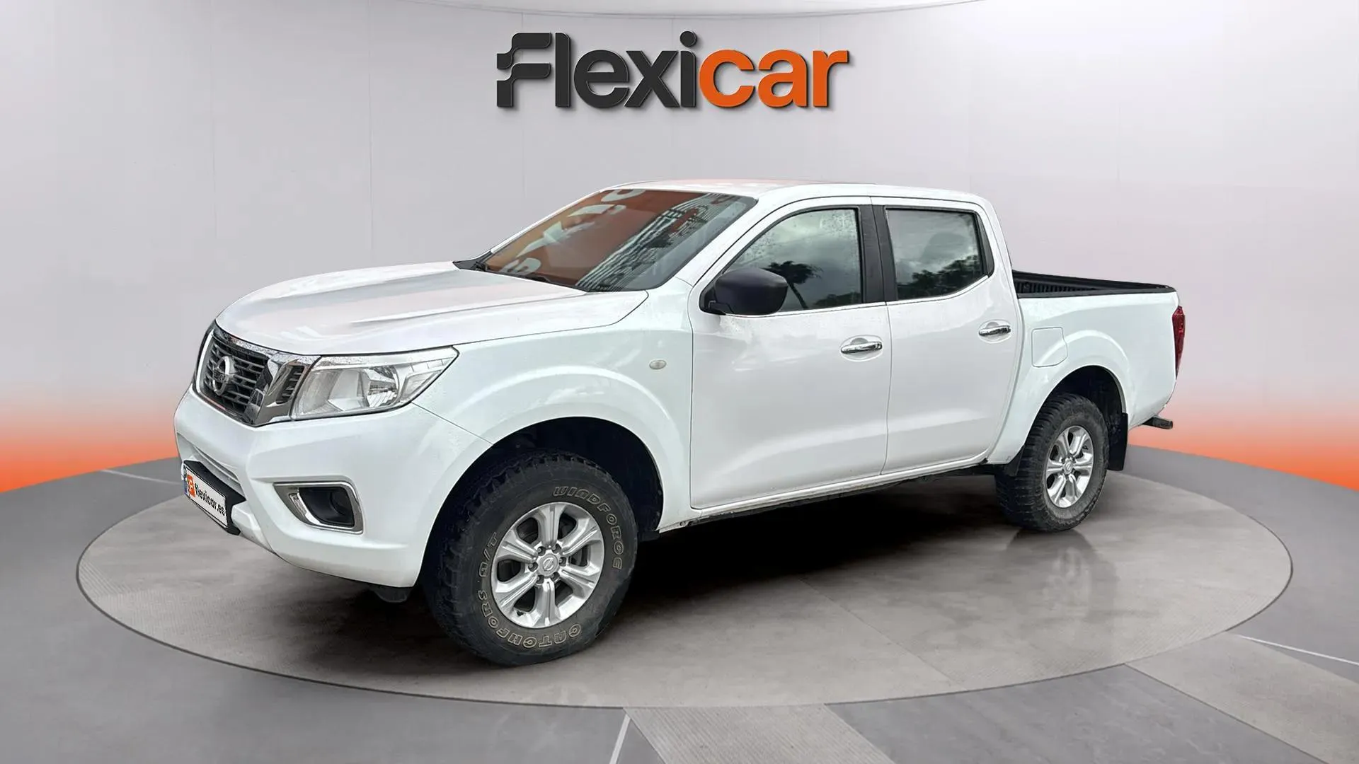 Nissan Navara - foto 3