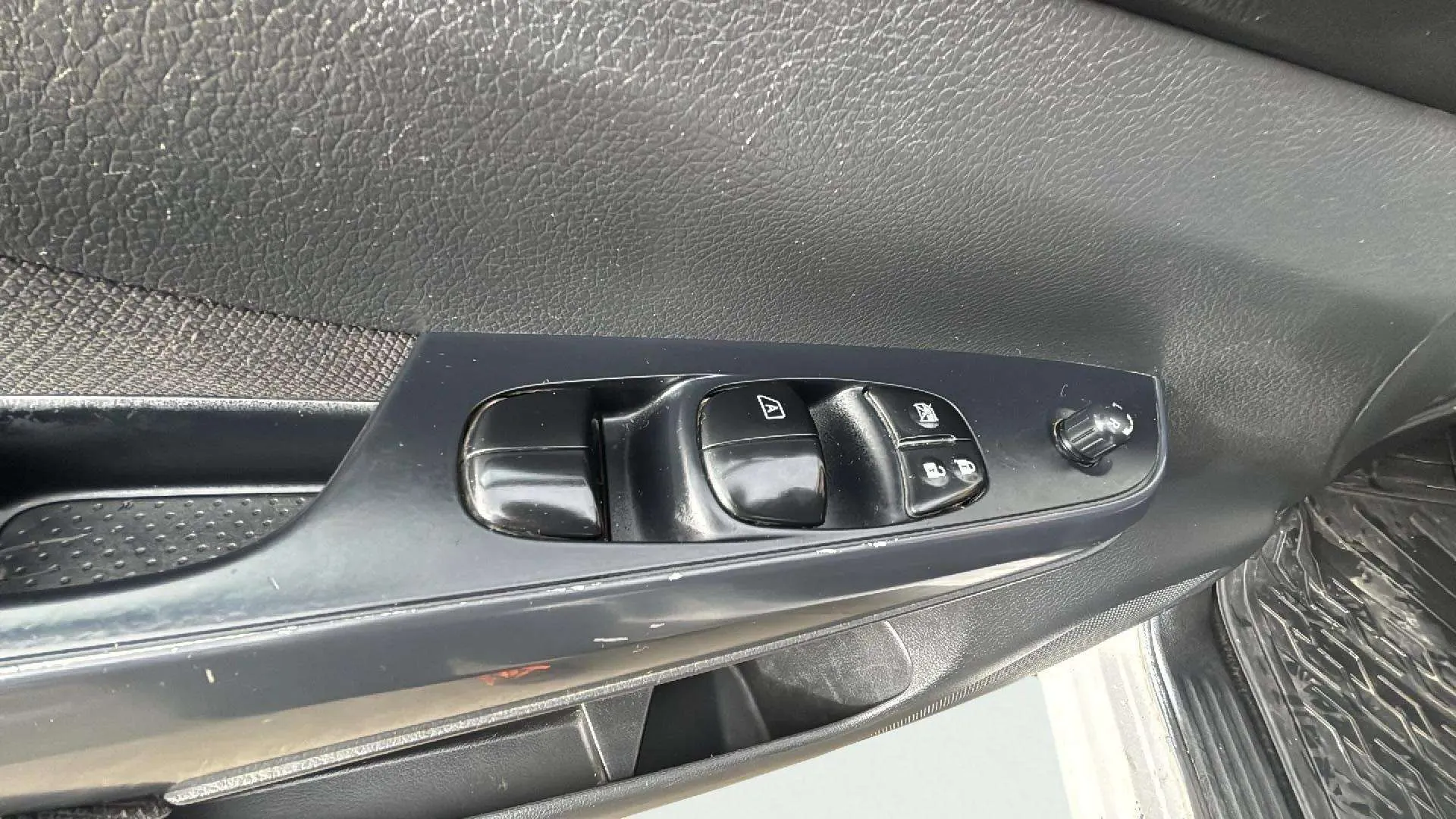 Nissan Navara - foto 20