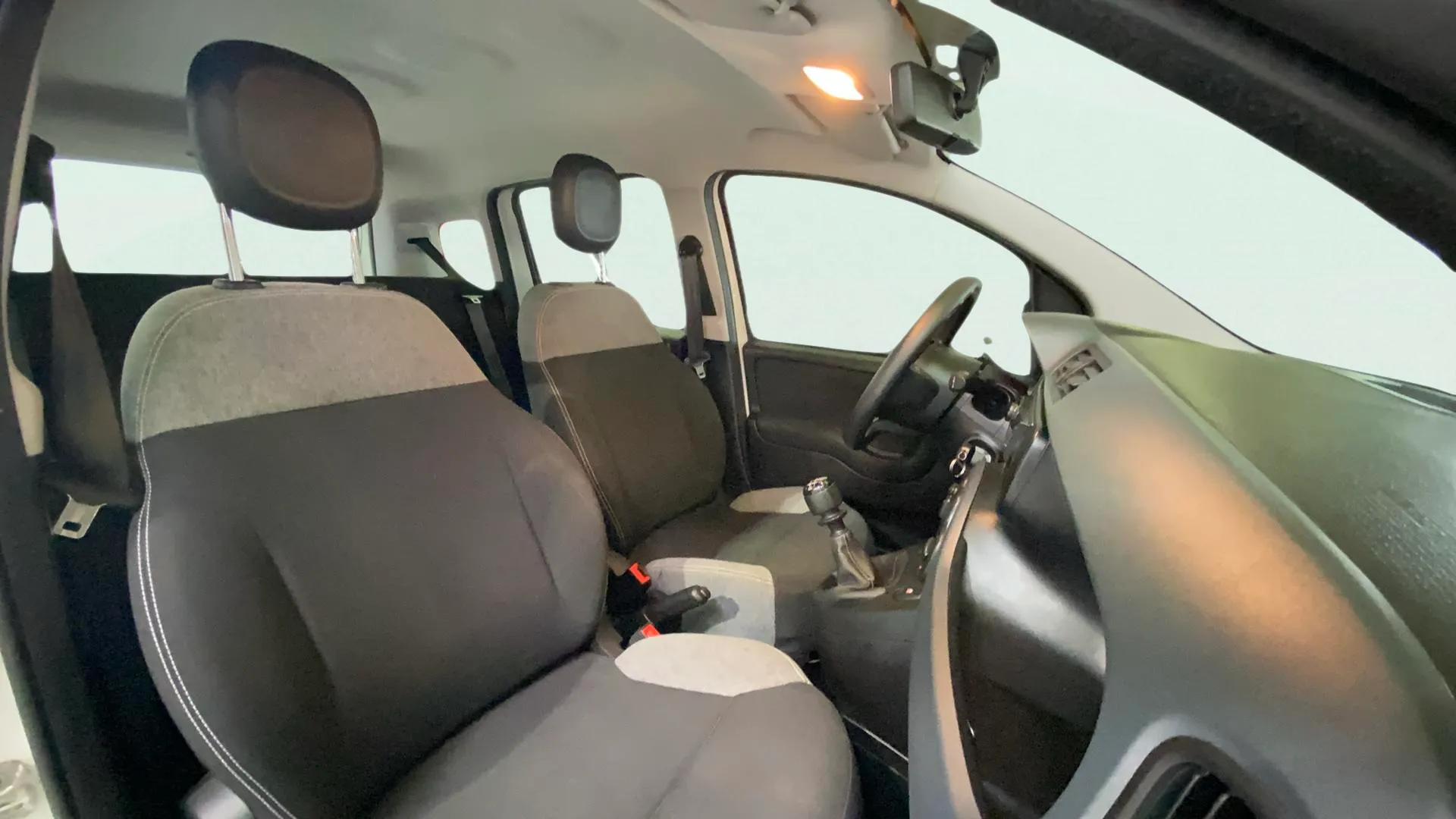 Fiat Panda Hybrid 1.0 Gse - foto 18
