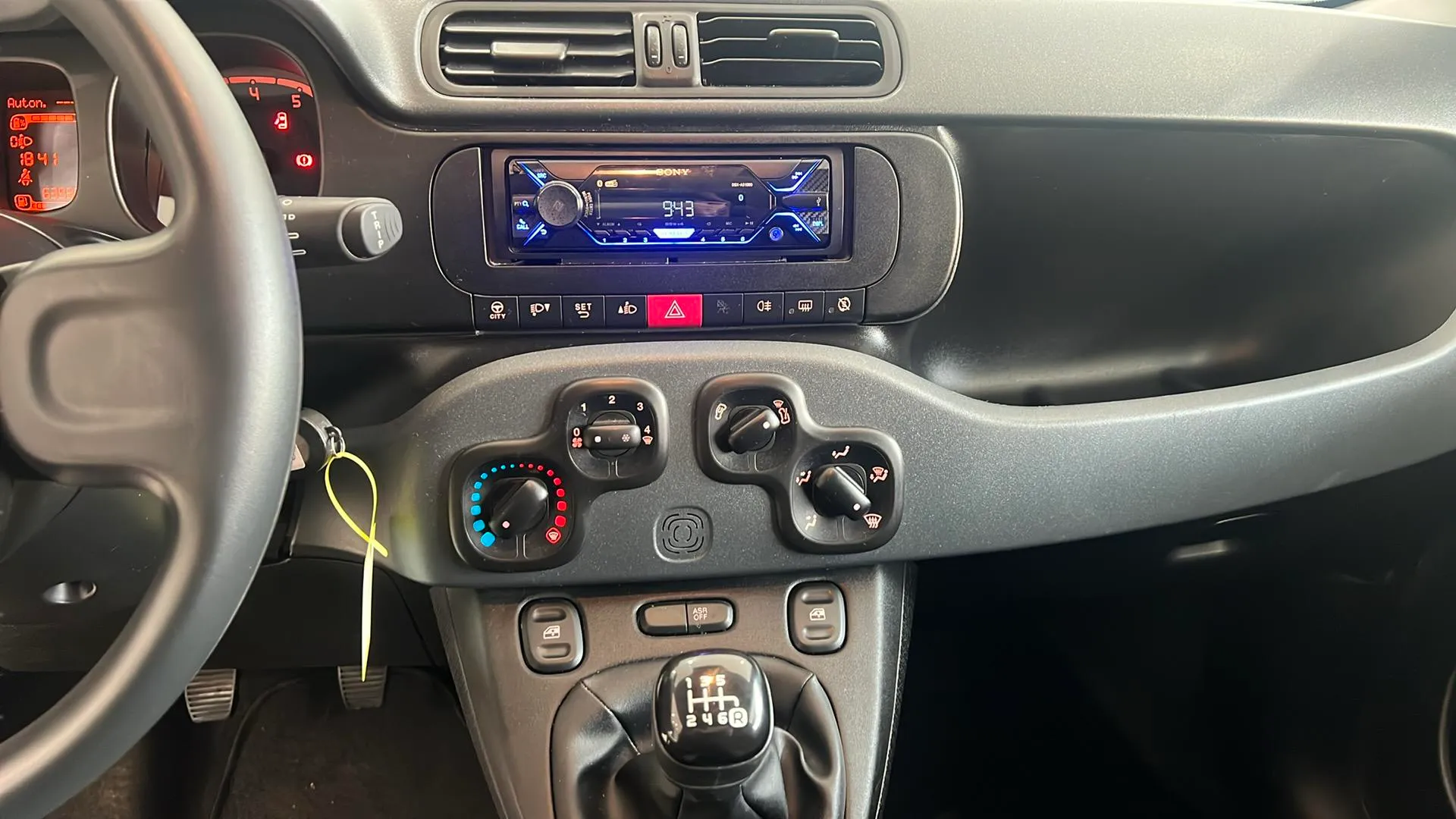Fiat Panda Hybrid 1.0 Gse - foto 12