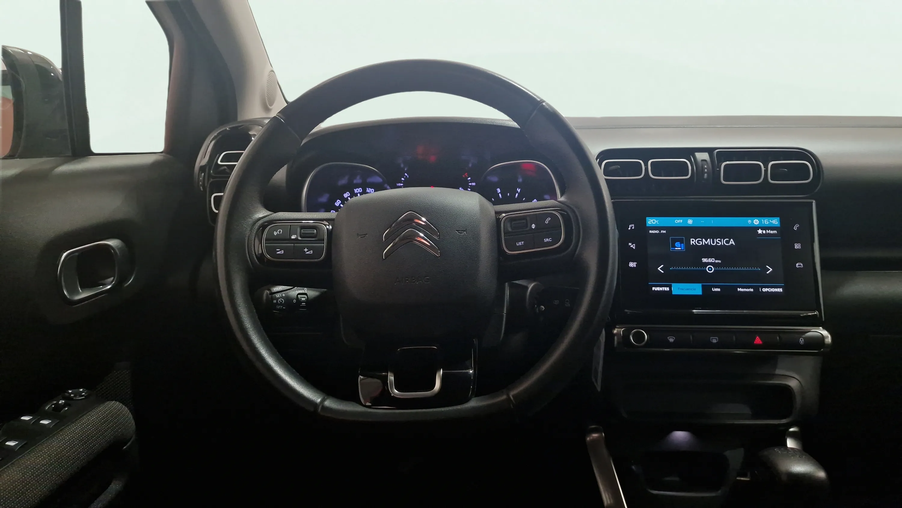 Citroën C3 Aircross PureTech Shine - foto 9