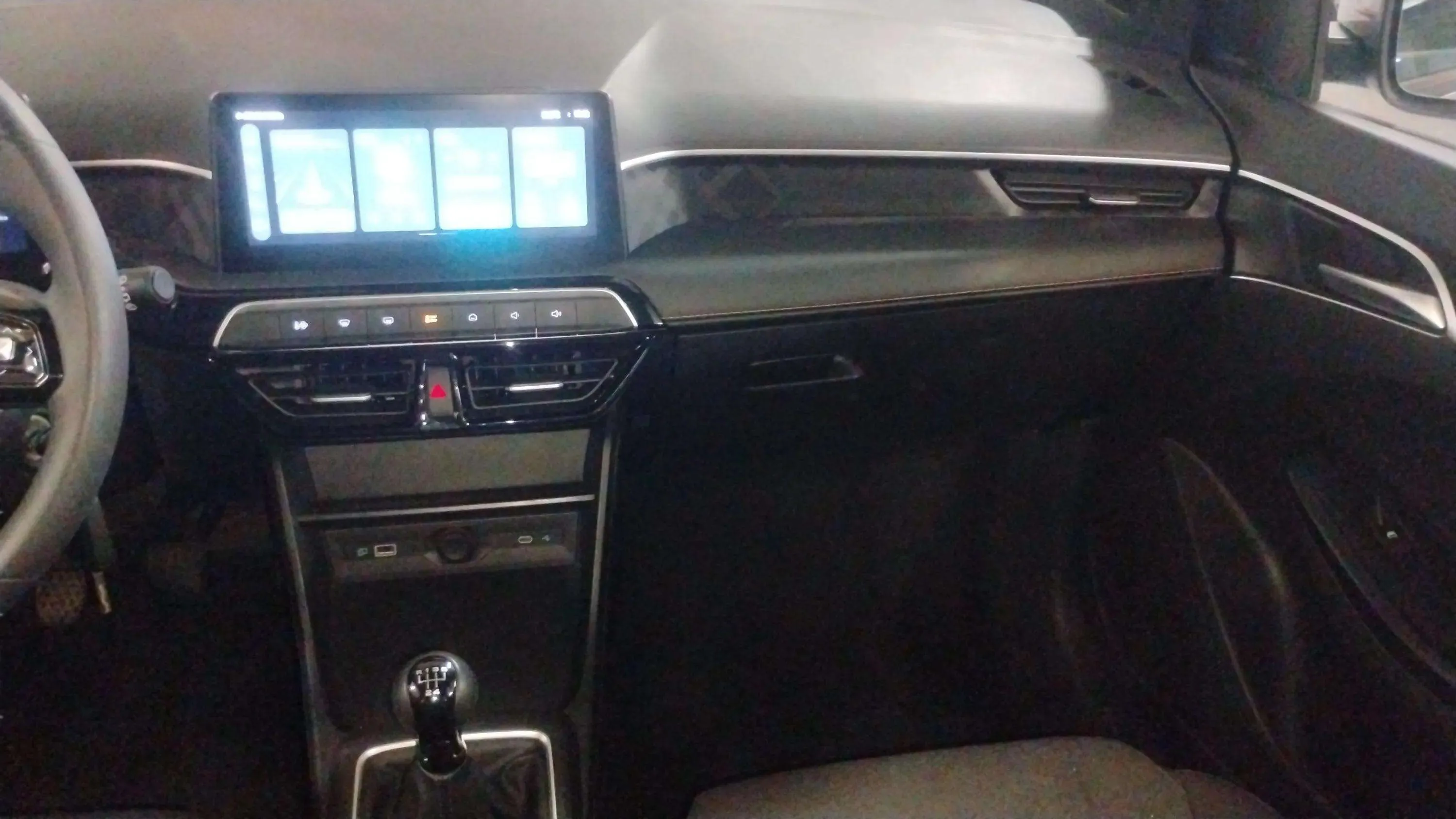 MG MG3 1.5 Standard MY25 - foto 19