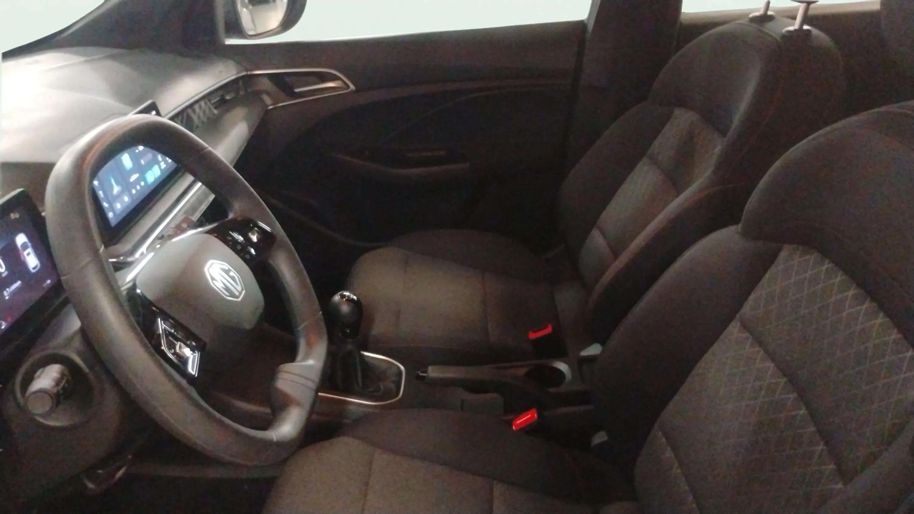 MG MG3 1.5 Standard MY25 - foto 6
