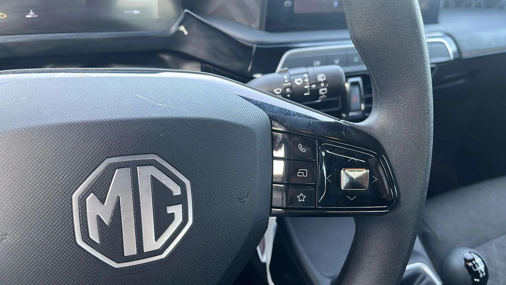 MG MG3 1.5 Standard MY25 - foto 21