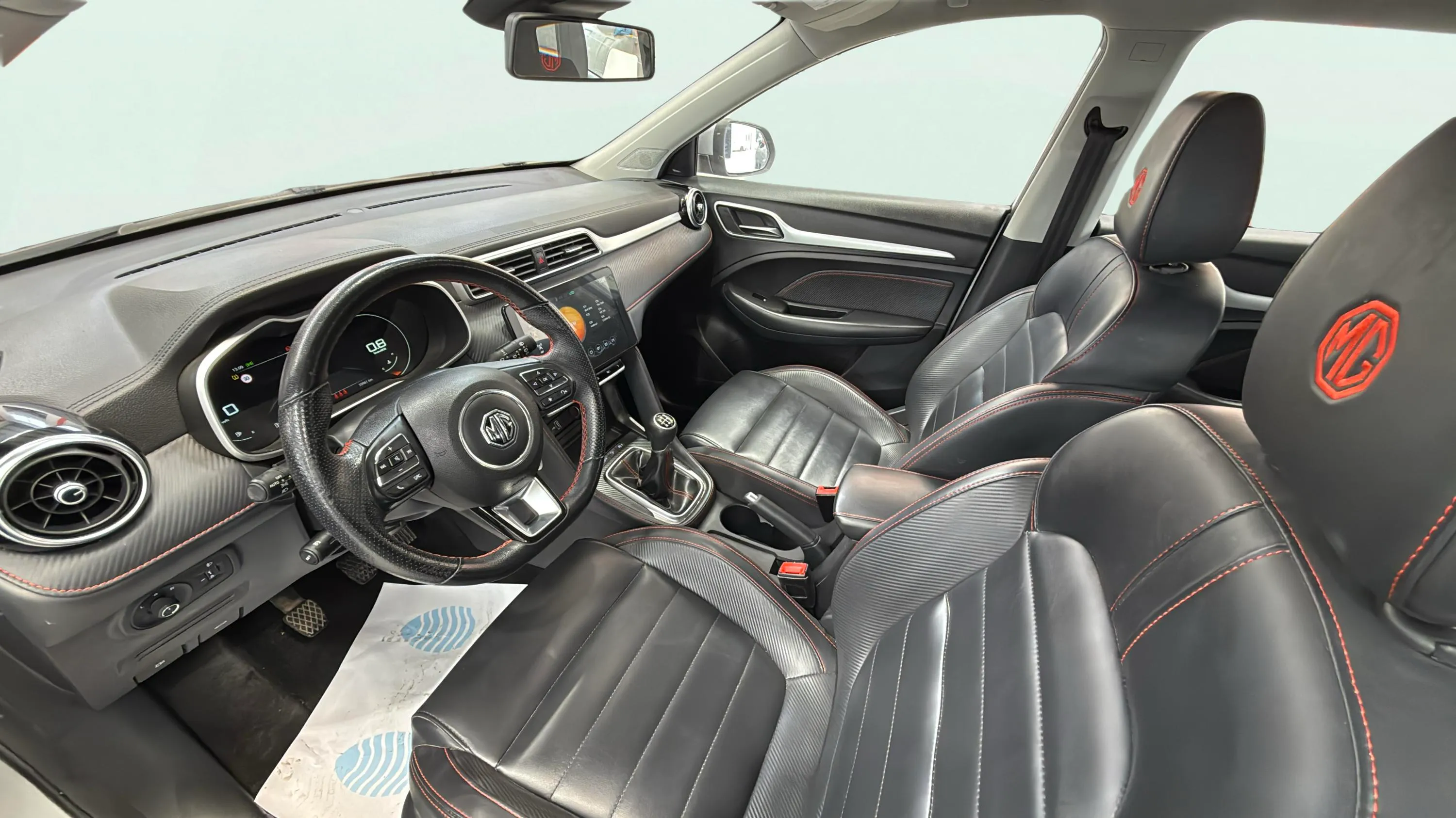MG ZS 1.5 Luxury - foto 10