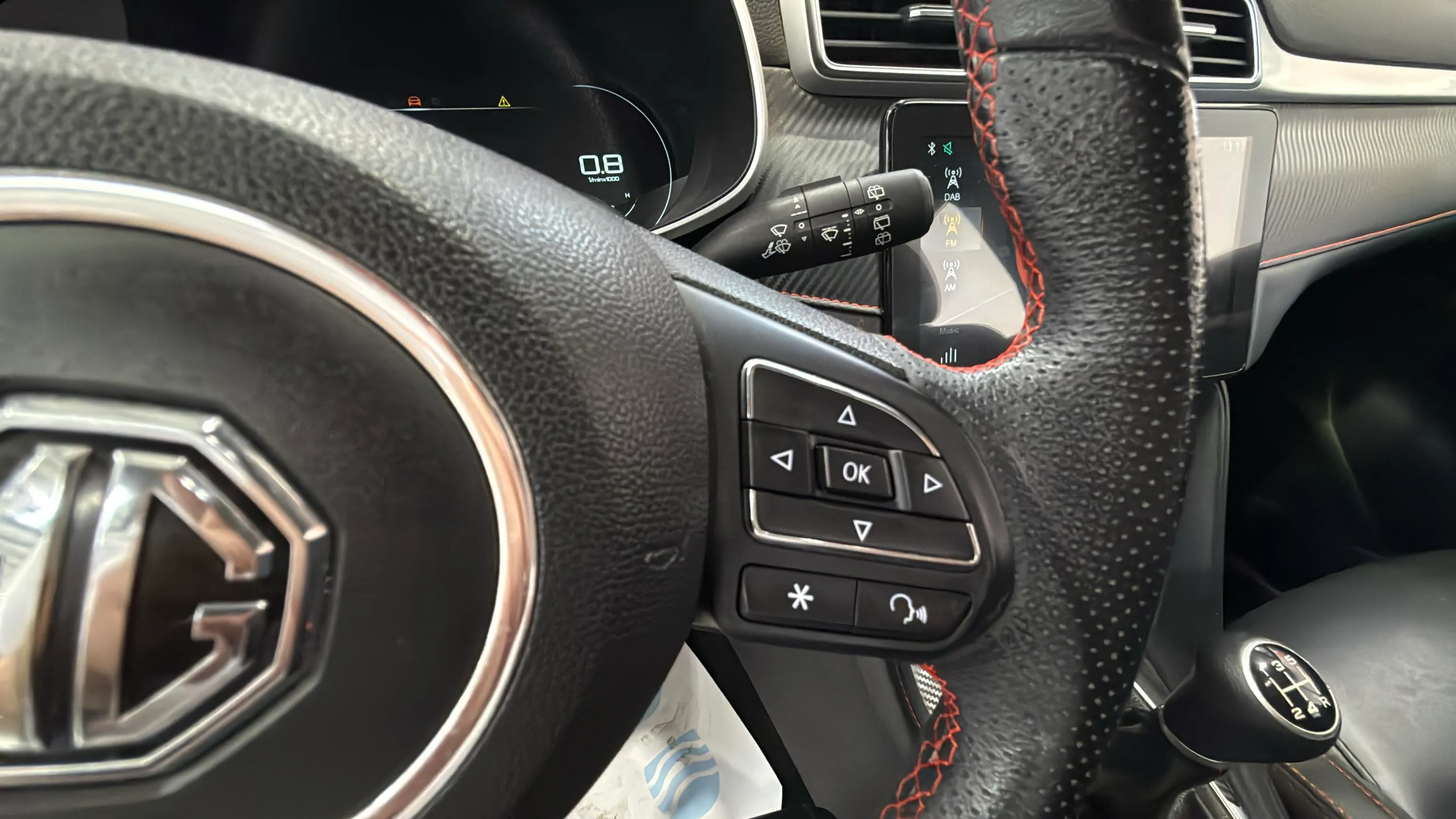 MG ZS 1.5 Luxury - foto 15