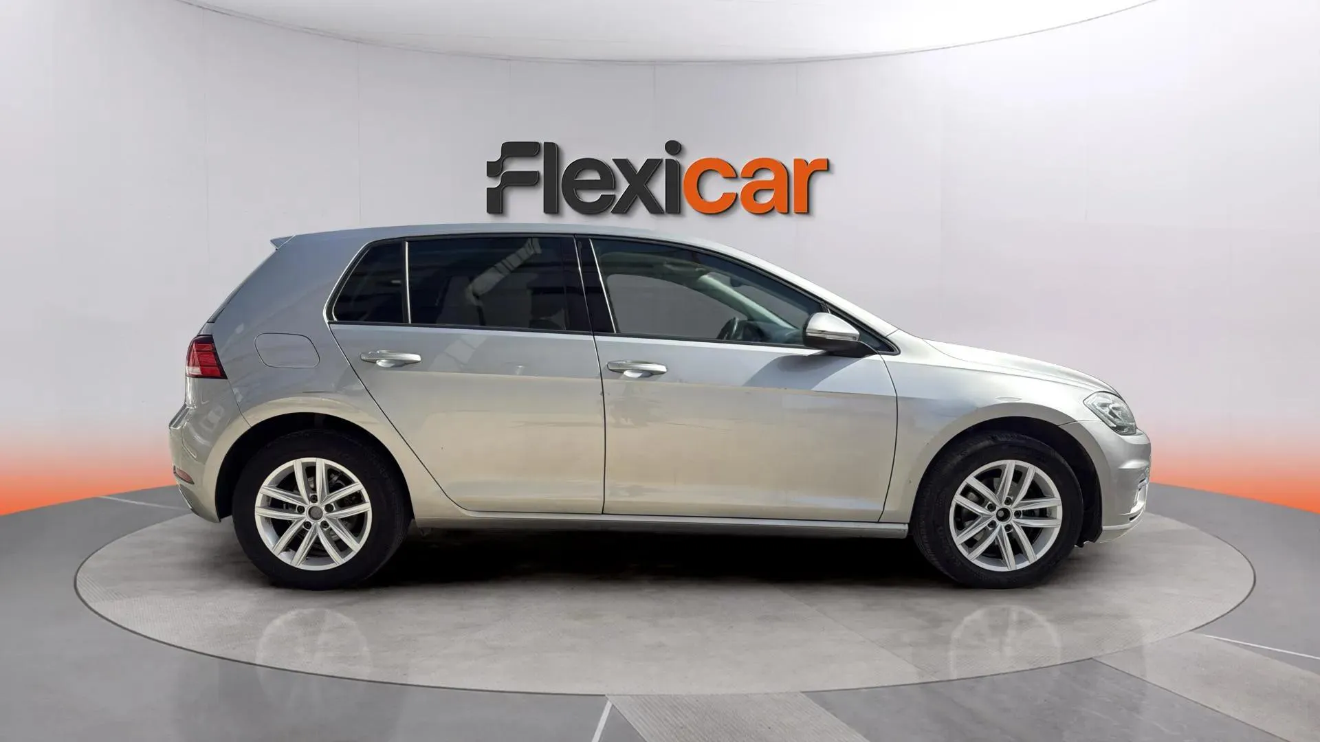 Volkswagen Golf Advance 1.0 TSI DSG Variant - foto 7