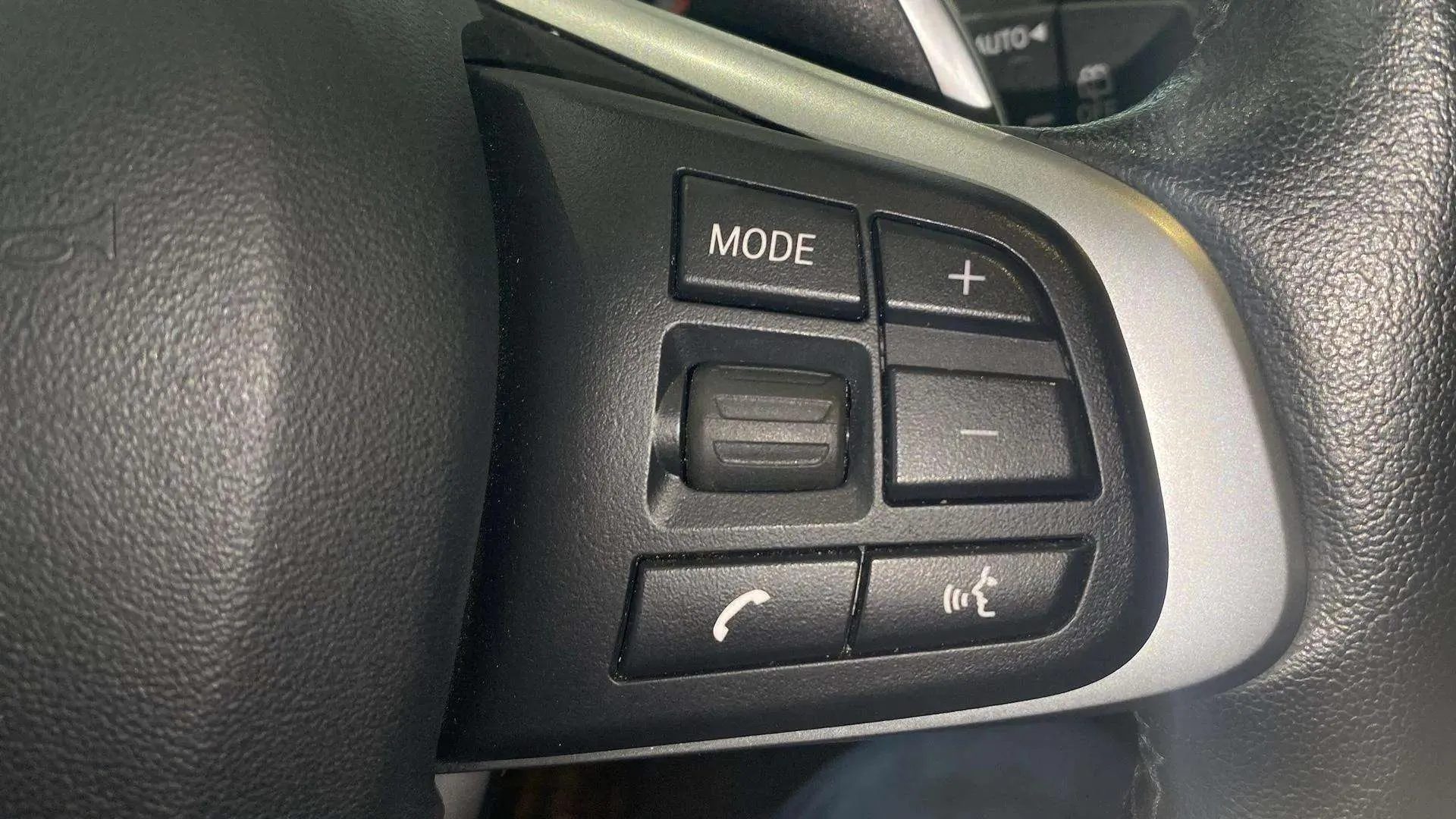 BMW X1 xDrive20dA - foto 24