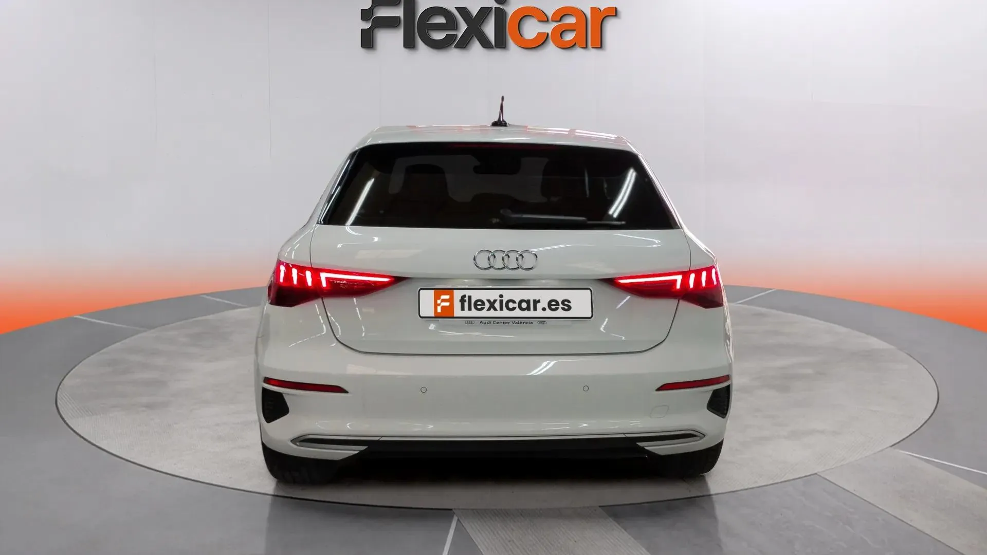 Audi A3 Sportback 30 TDI - foto 4