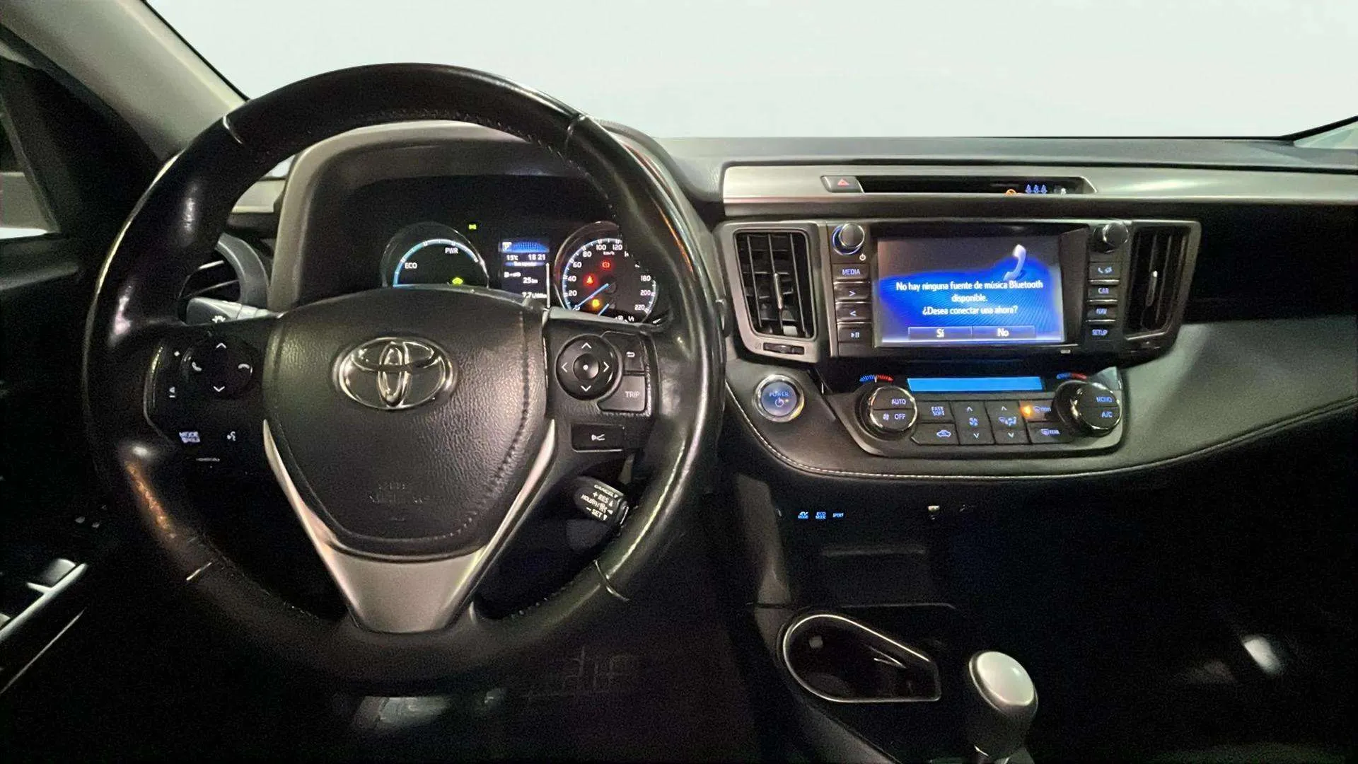 Toyota RAV4 2.5l 220H Advance - foto 10
