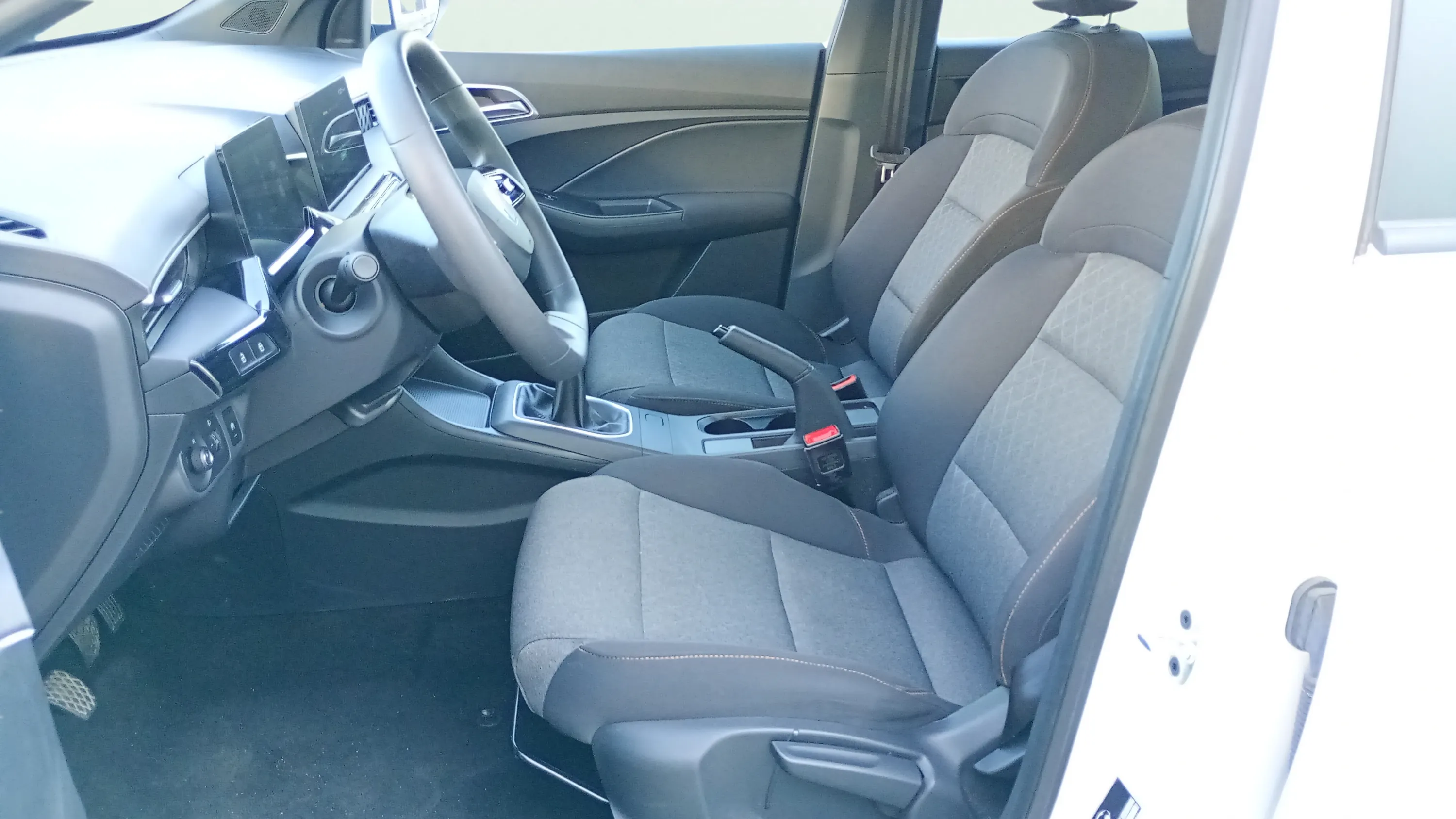 MG MG3 1.5 Standard MY25 - foto 16