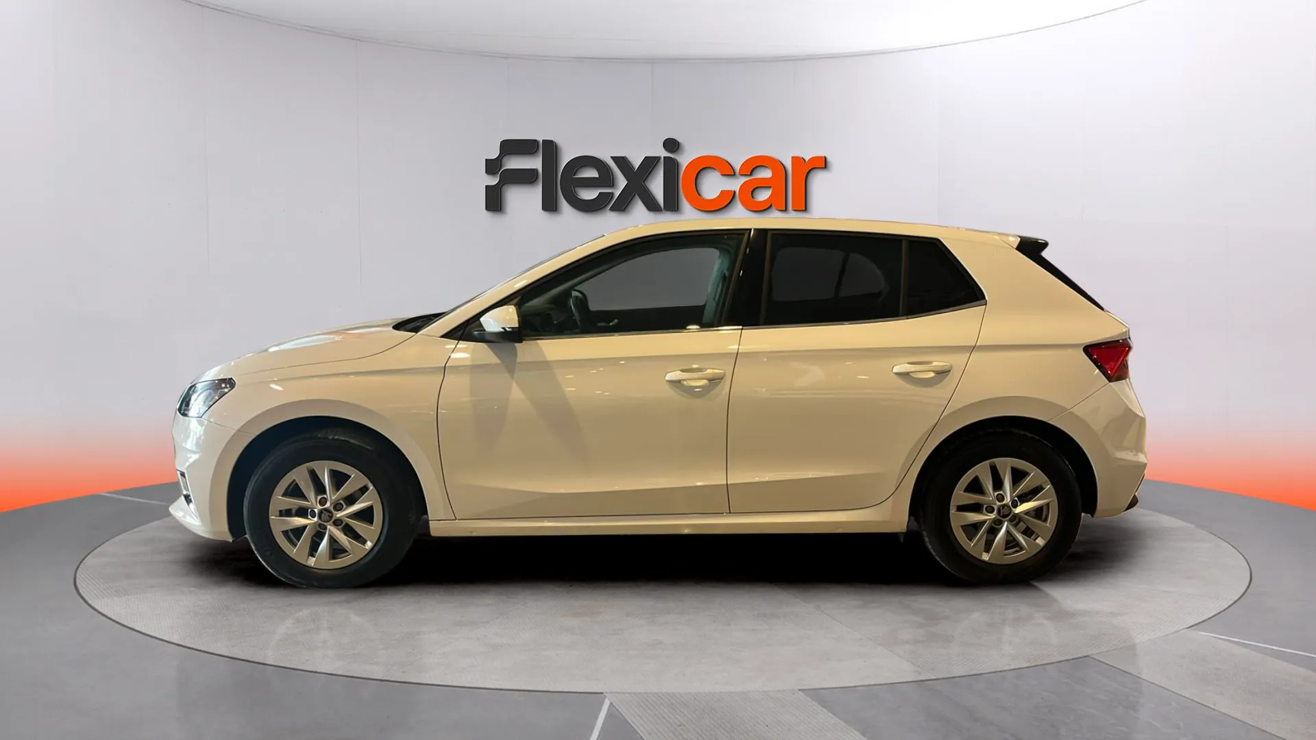 Škoda Fabia 1.0 TSI Selection - foto 4