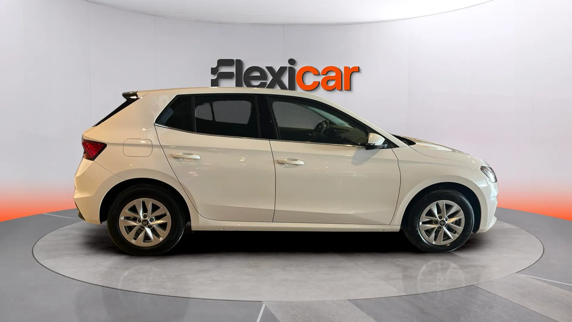 Škoda Fabia 1.0 TSI Selection - foto 8