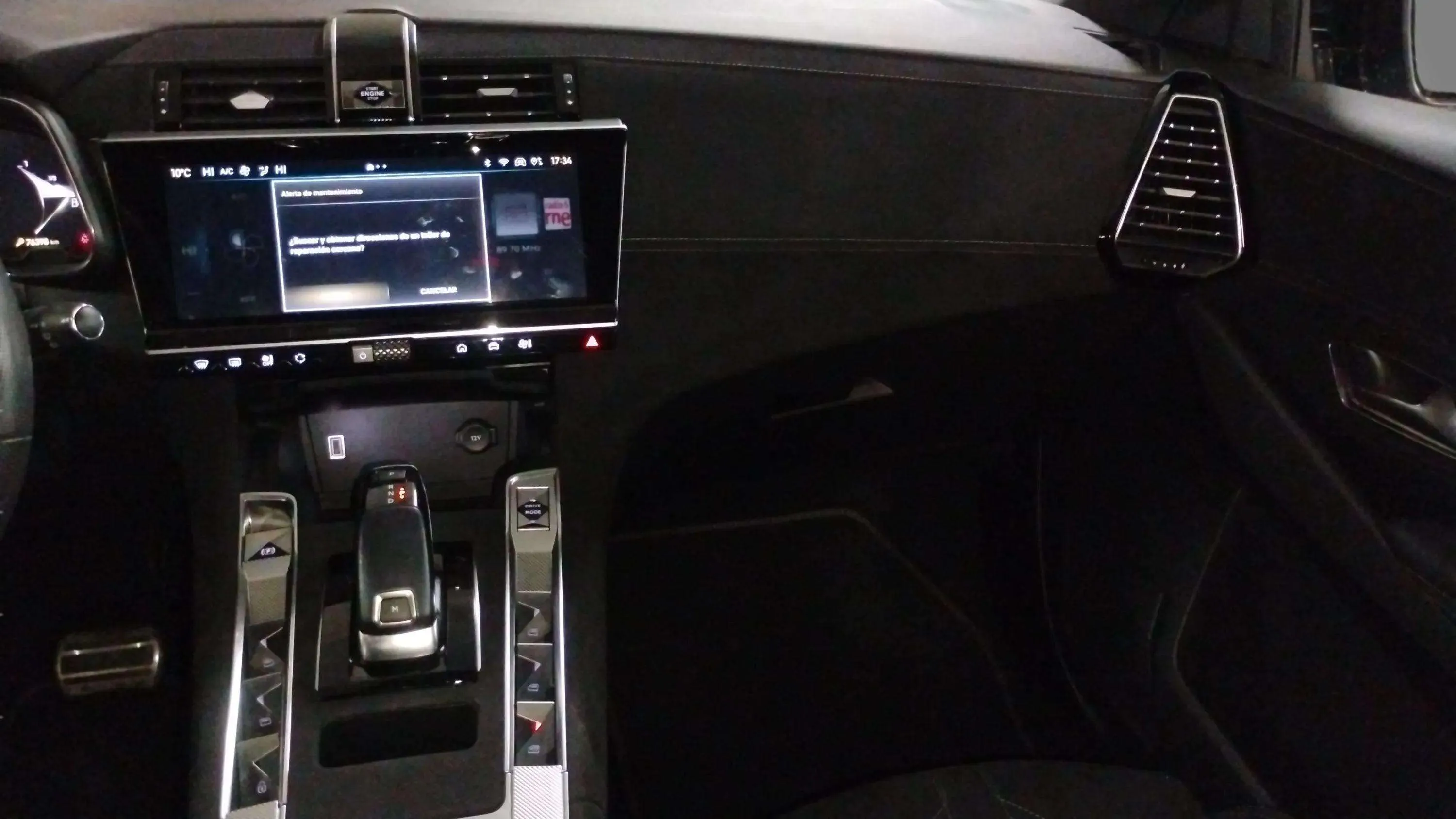 DS DS 7 BlueHDi 130 Performance Line - foto 20